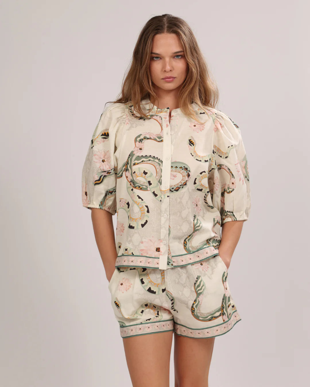Short Full Snakes | Las Surenas