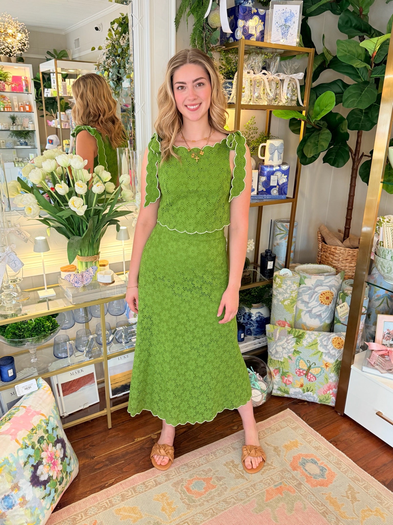 Billy Top | Elizabeth James The Label