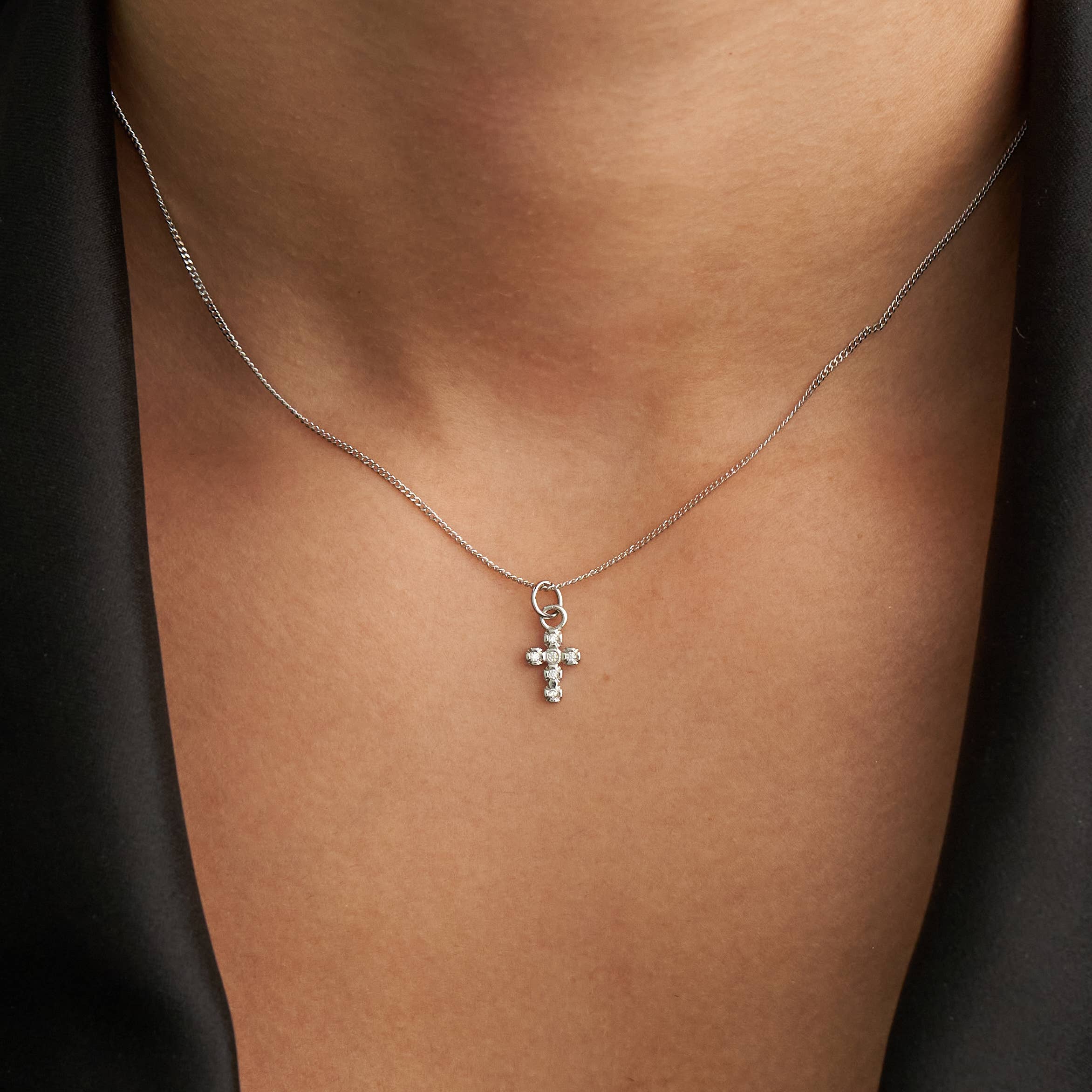 Silver Shiny Cross Necklace | Brenda Grands
