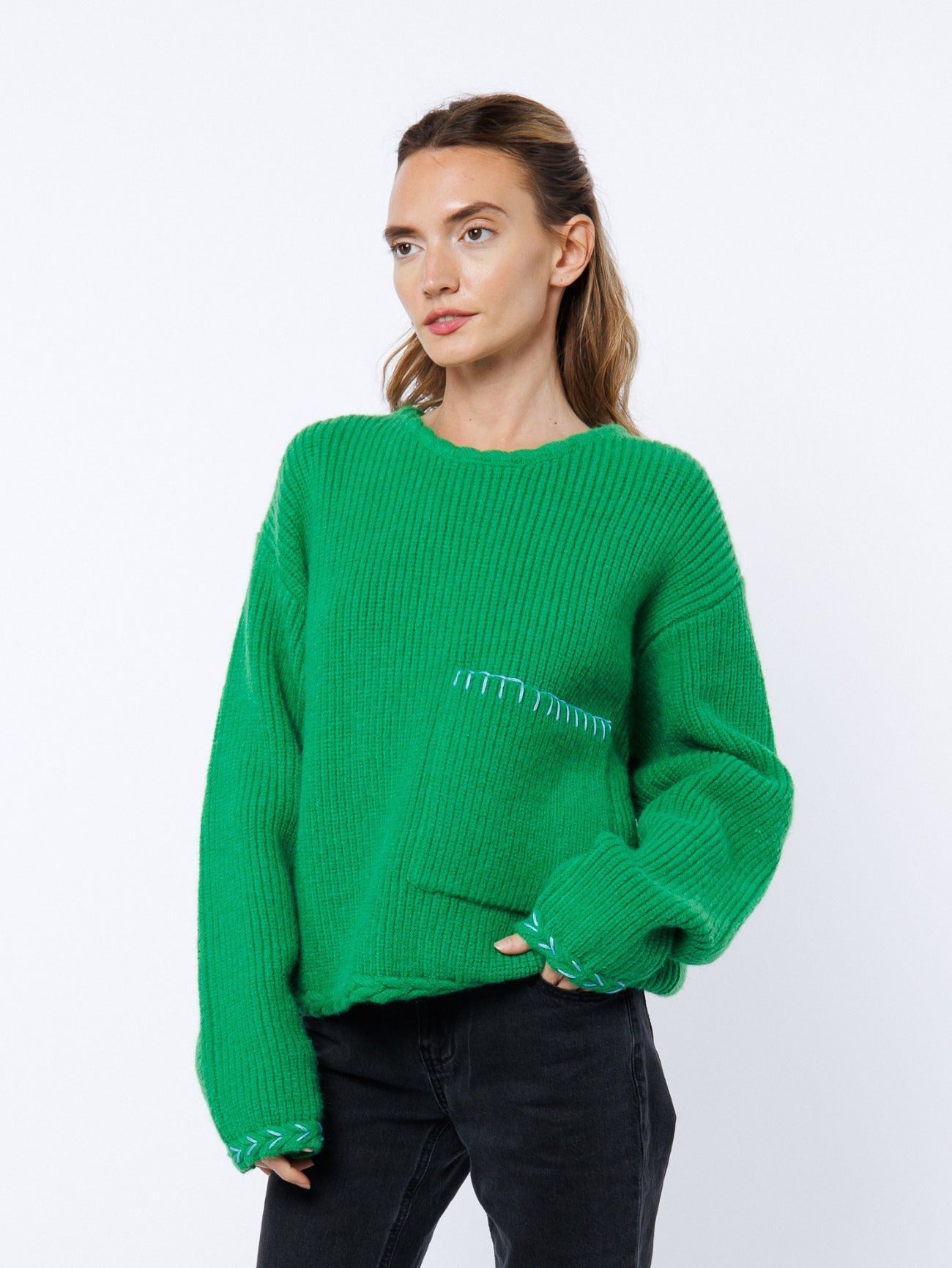 Kona Patched Pocket Pullover Sweater | Ciebon