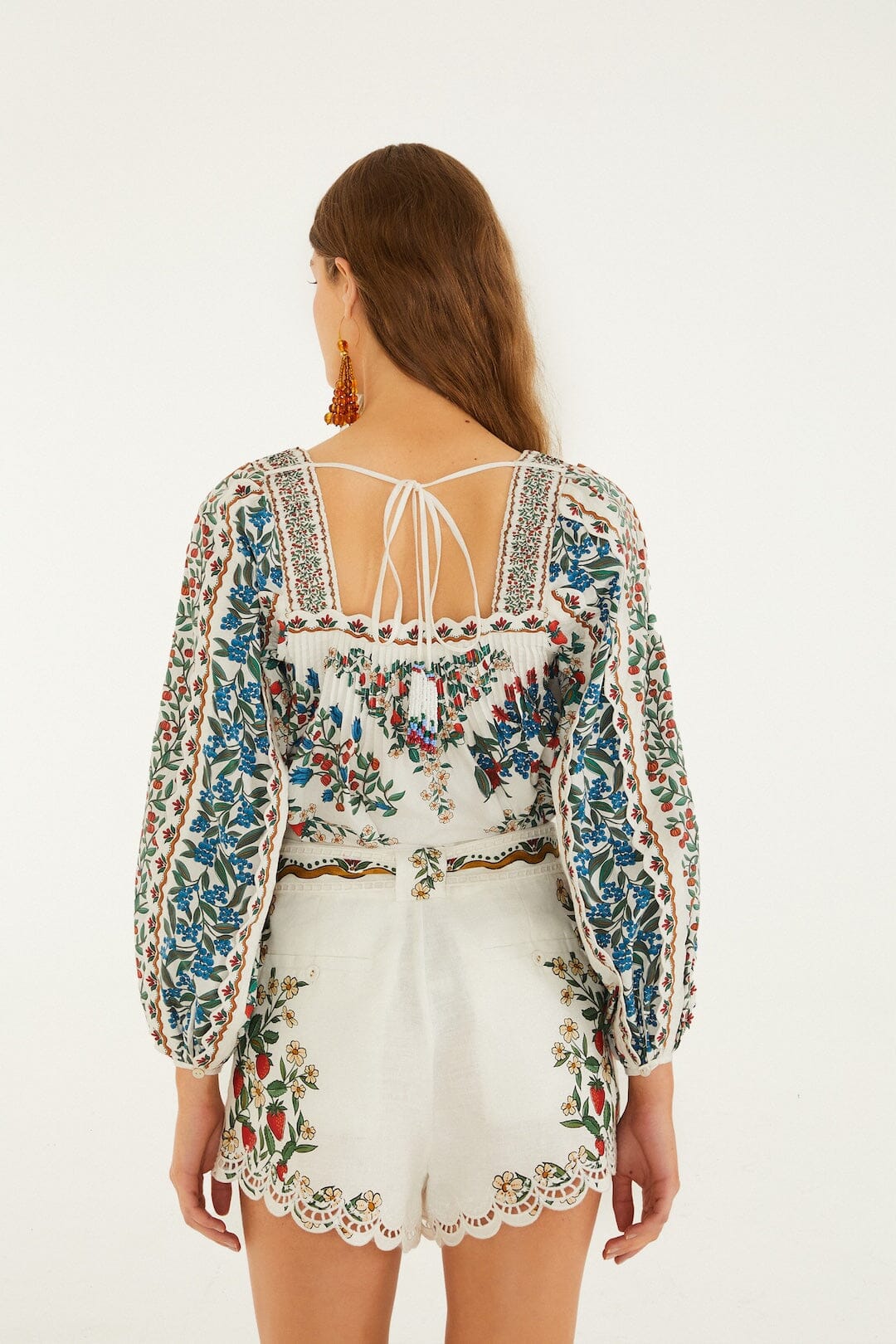 Richelieu Linen Running Shorts - Off-White Fruit Beauty | Farm Rio