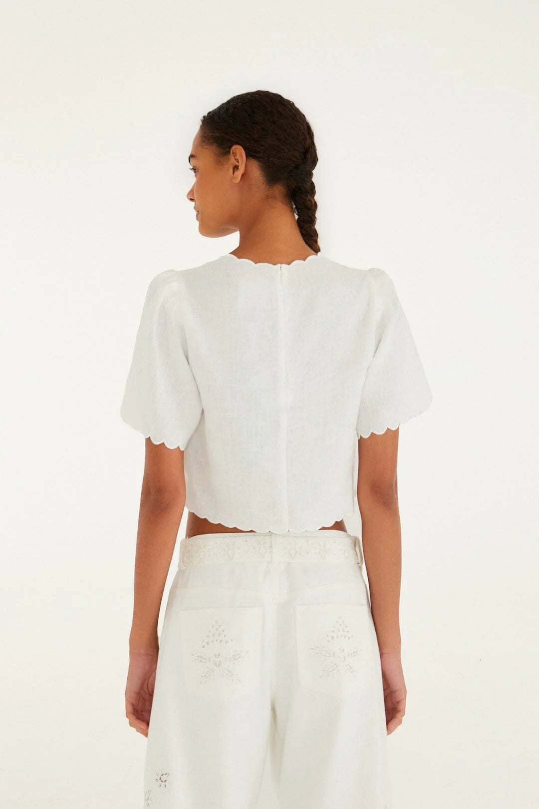 Roses Scallop Artisanal Top - Off-White | Farm Rio