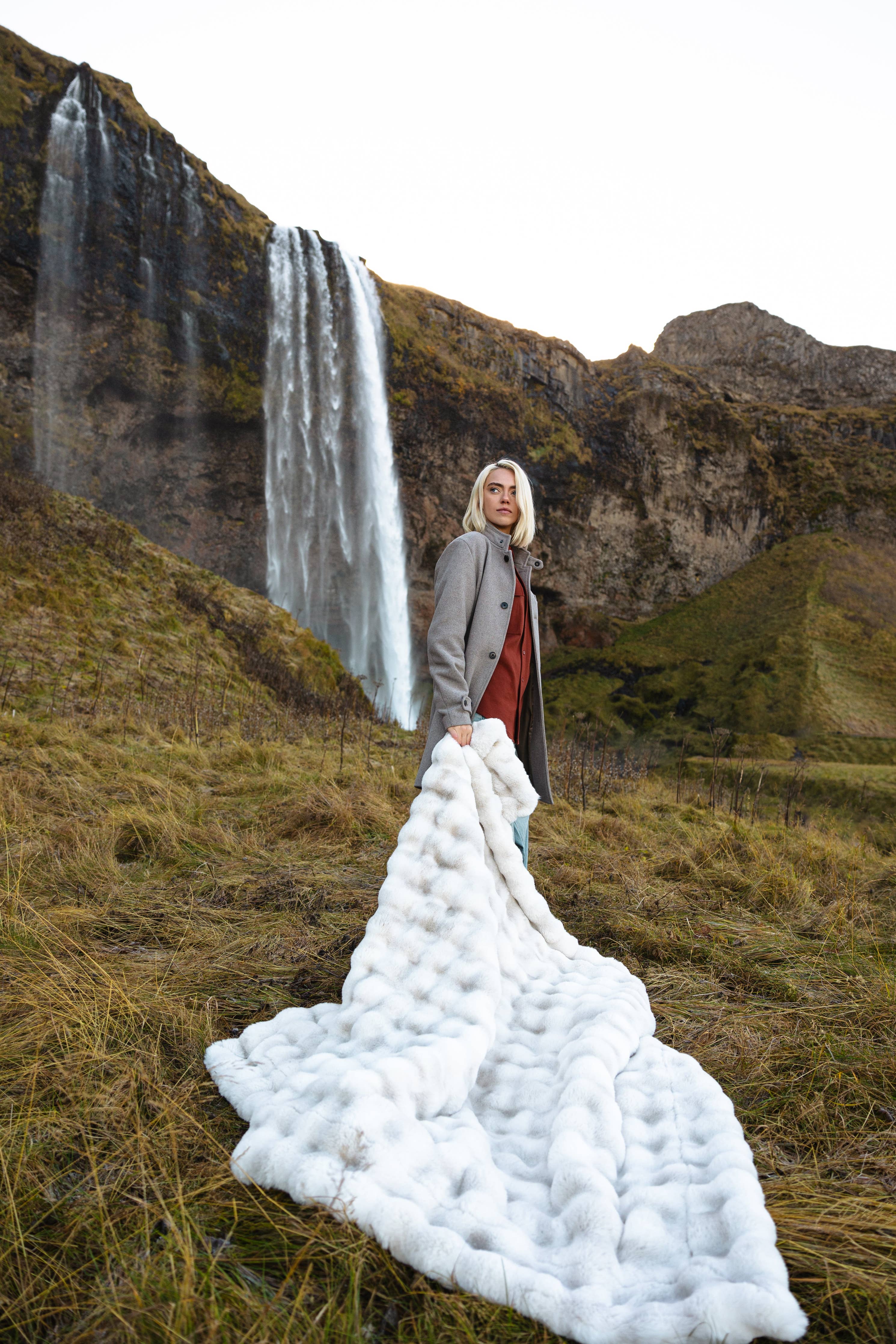 Cappuccino: Medium (Weighted) | Lola Blankets
