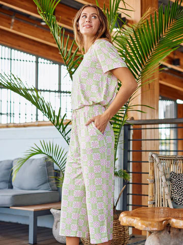 Alli Cropped Pants Set Quilted Charm | Mary Square