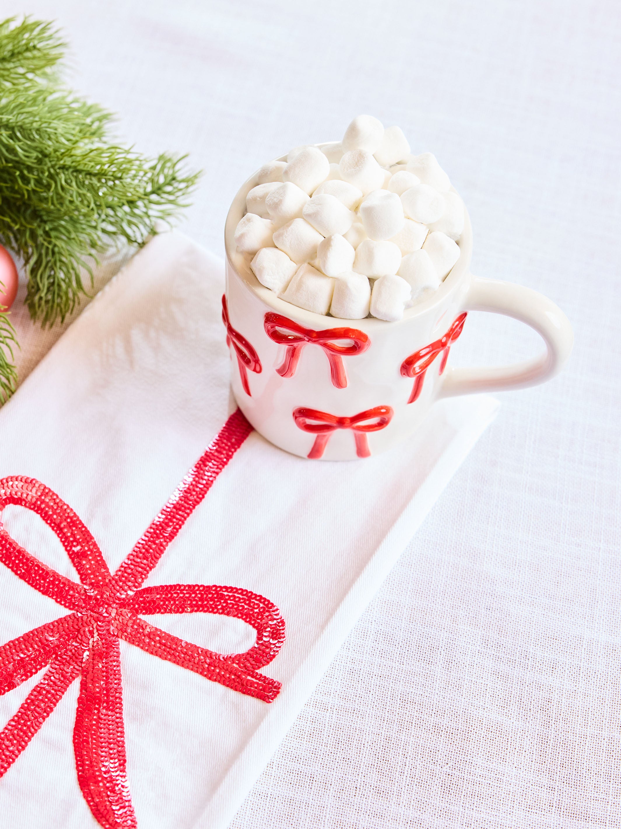 Organic Mug w/ Sculpted Bows | Mary Square