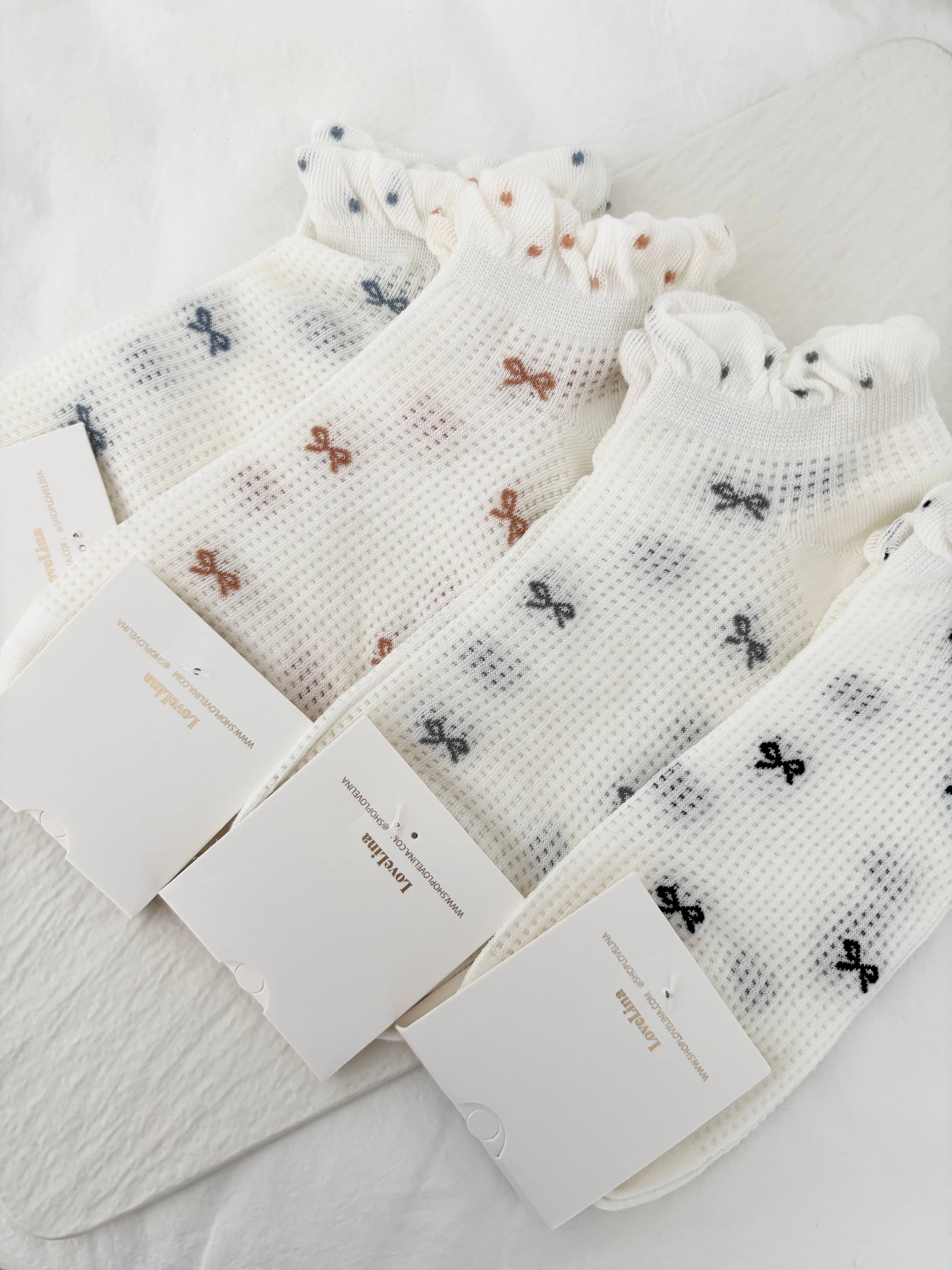 Bow Ribbon Detail Socks