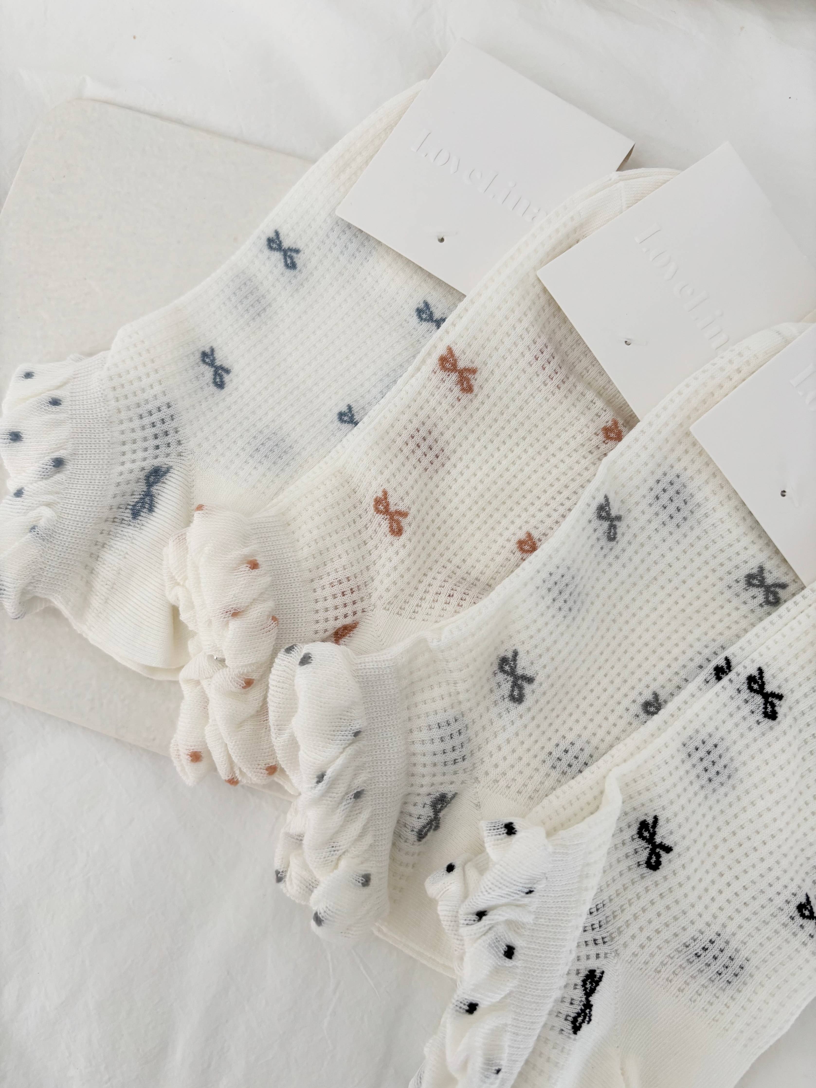 Bow Ribbon Detail Socks