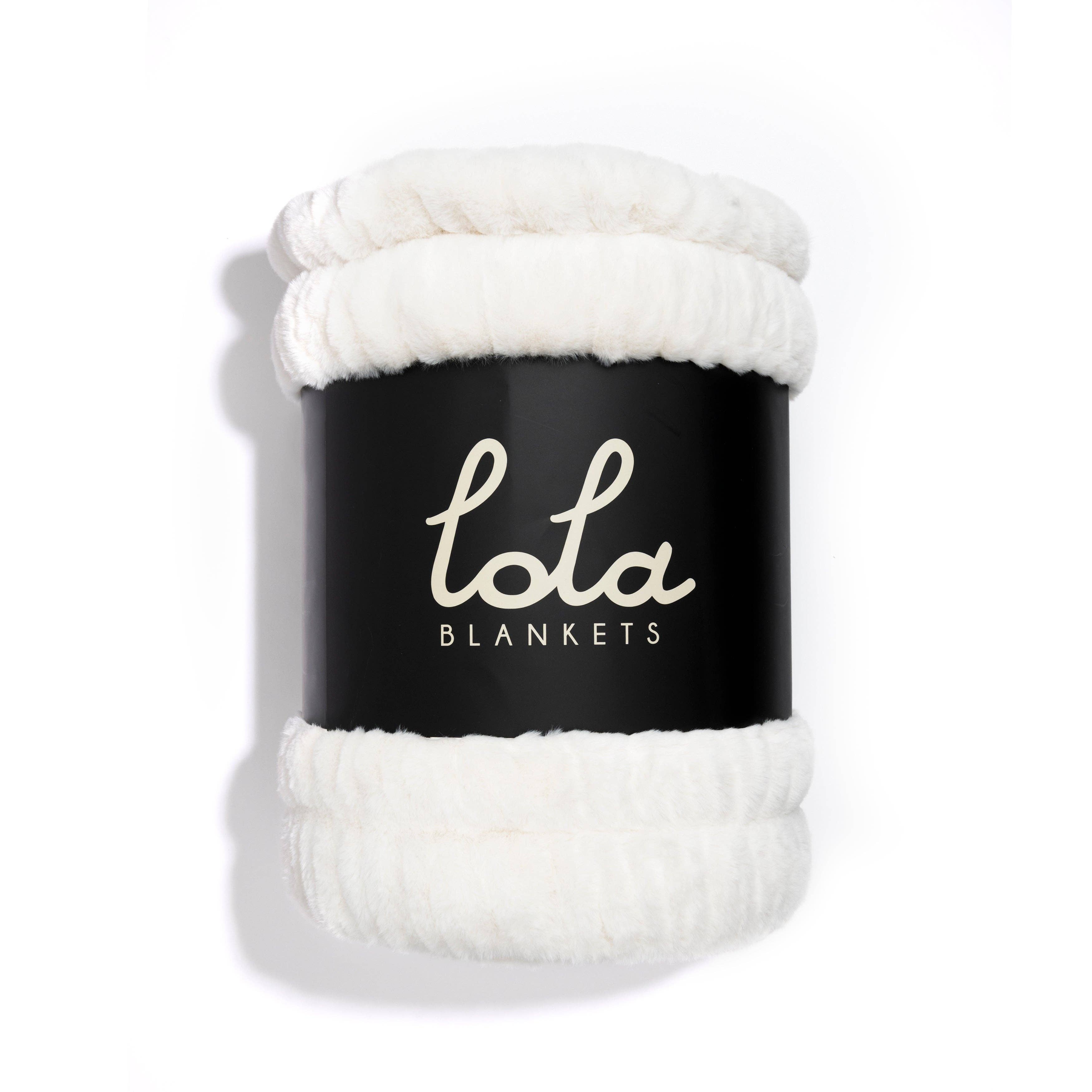 Creamy Cloud: Medium | Lola Blankets