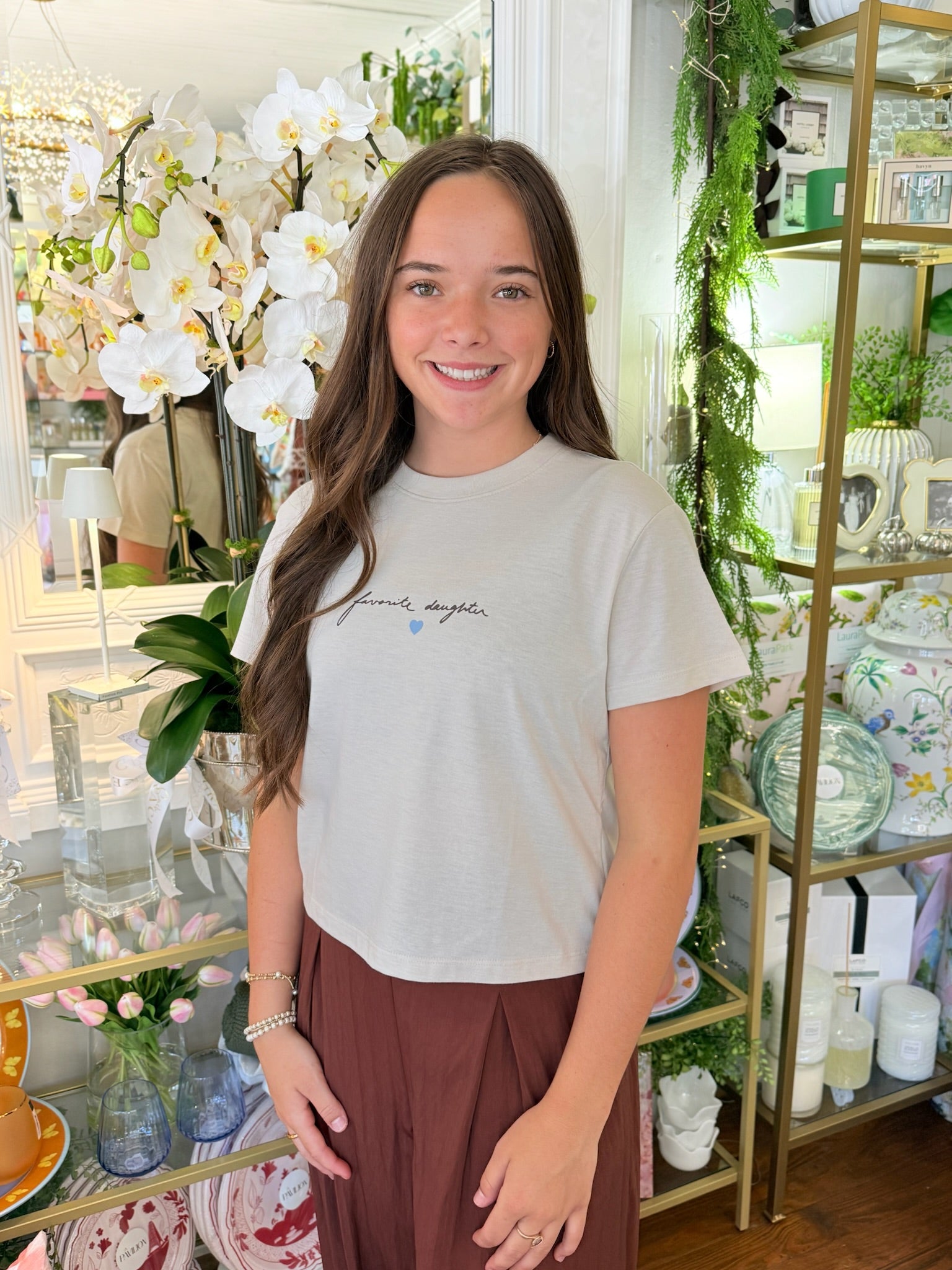 The Cropped Signature Tee - Pumice Espresso | Favorite Daughter