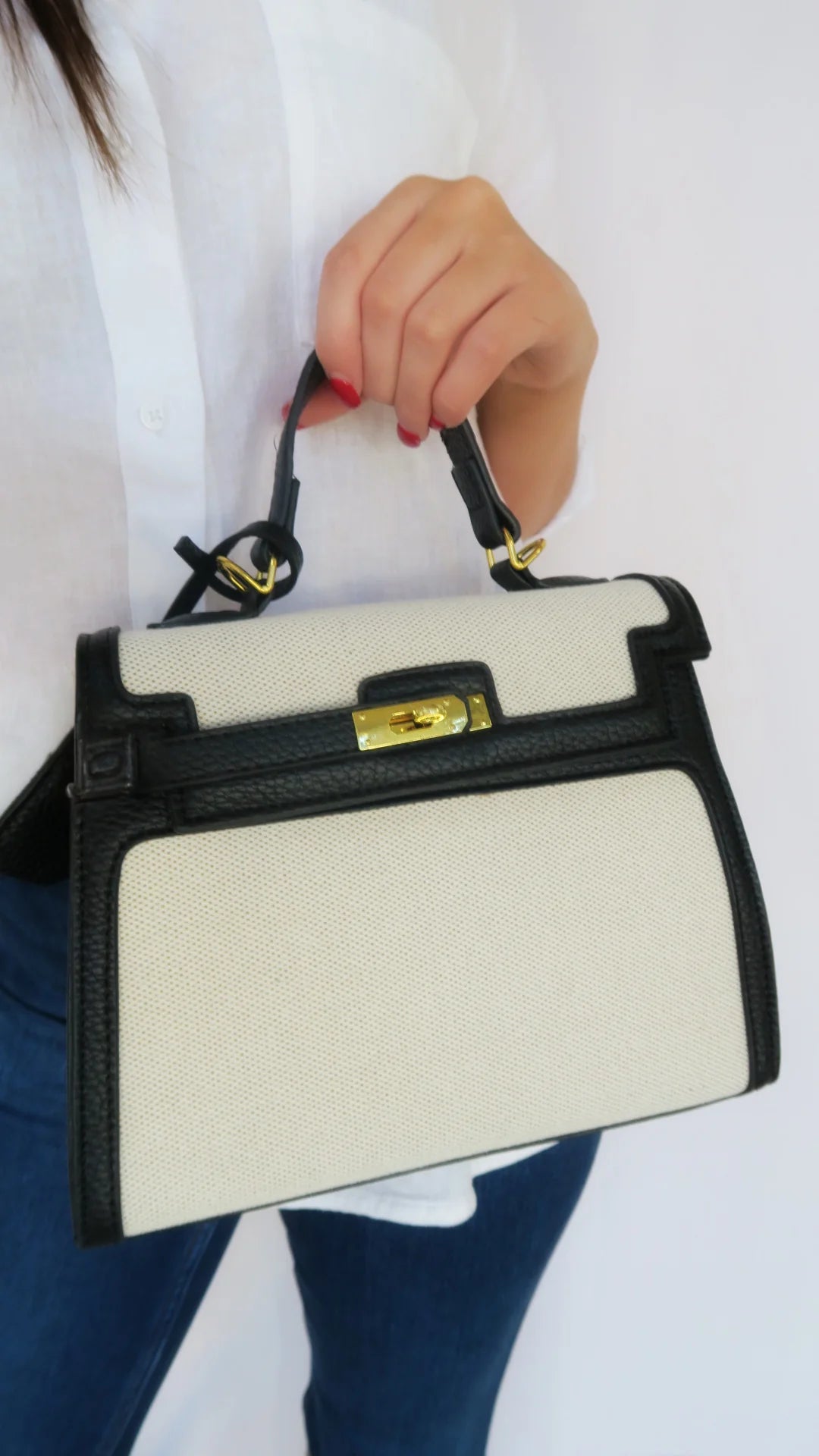 Canvas Tess Bag