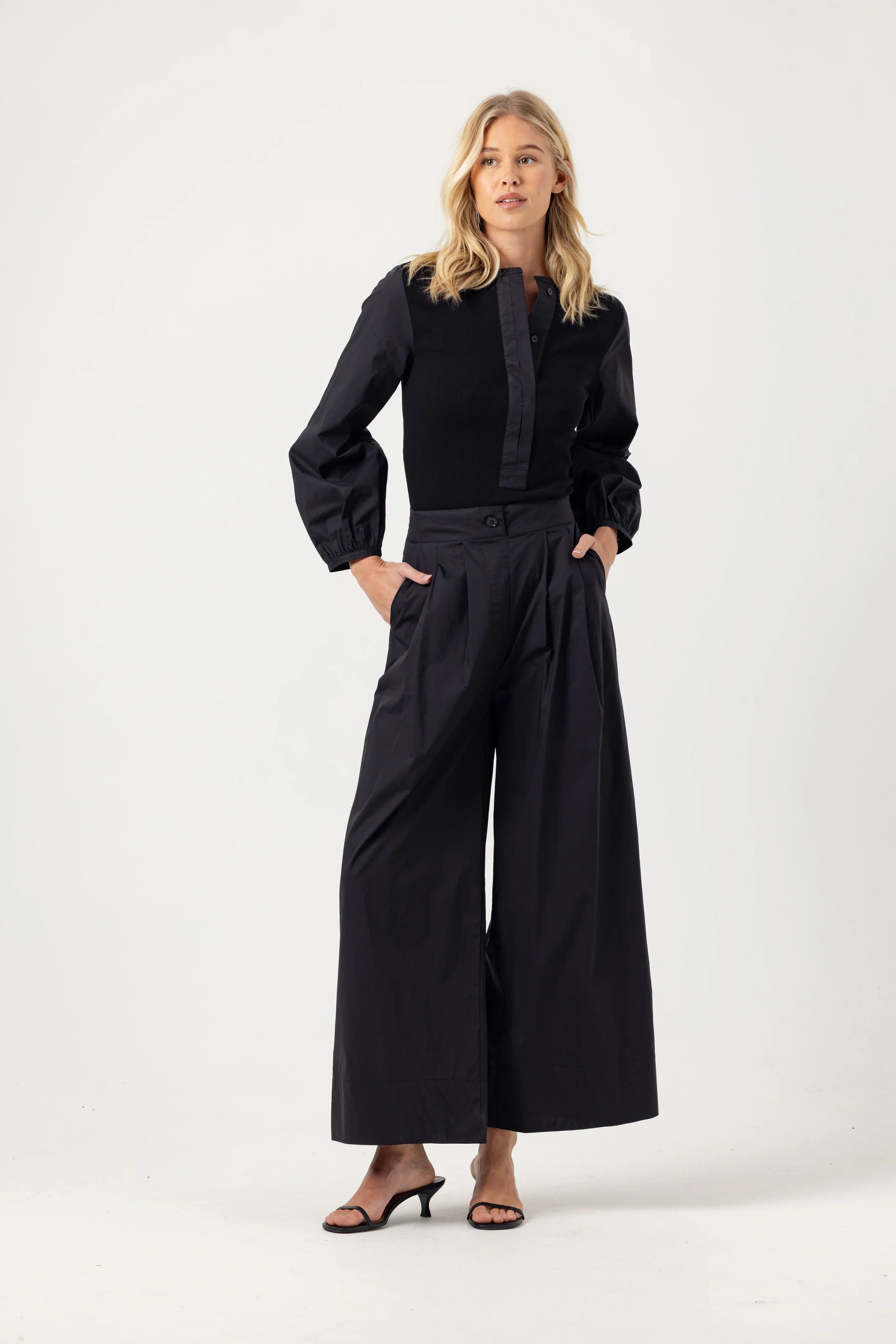 Lisa Pants | Sundays