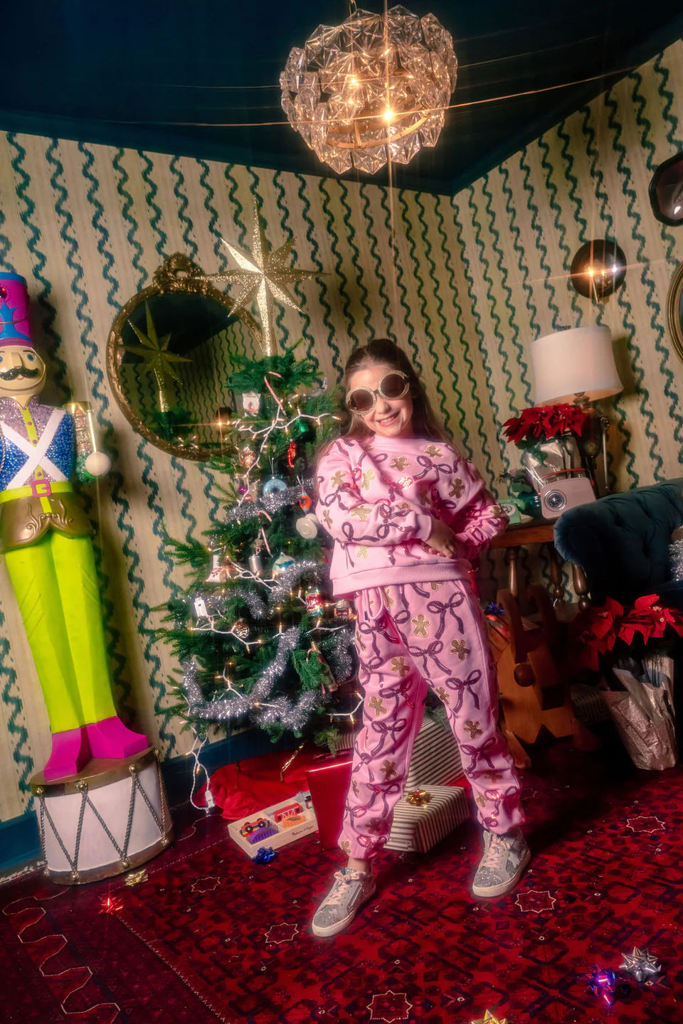 KIDS Light Pink Gingerbread Men & Bows Sweatshirt | Queen of Sparkles