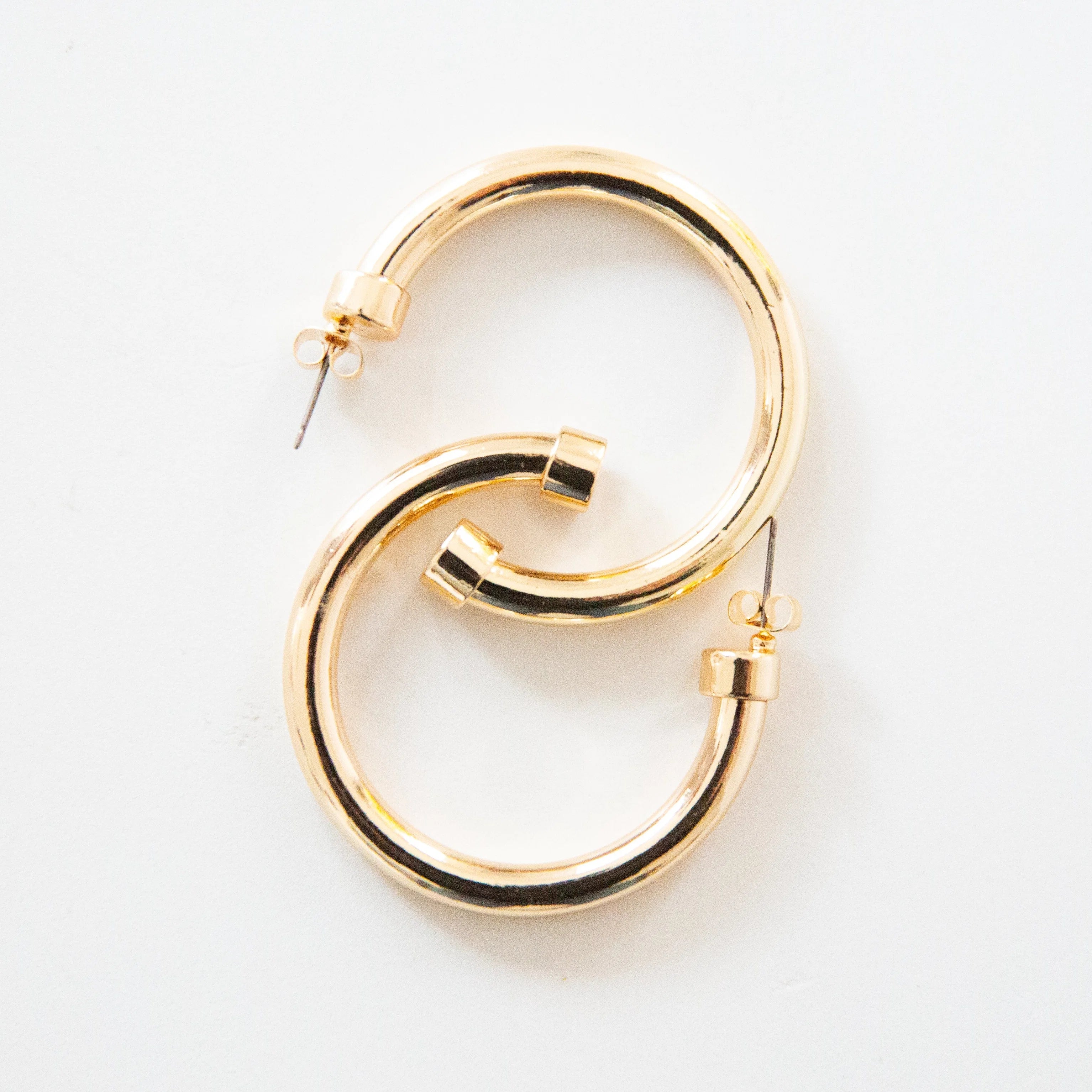 Gold Hoops | Hoo Hoops
