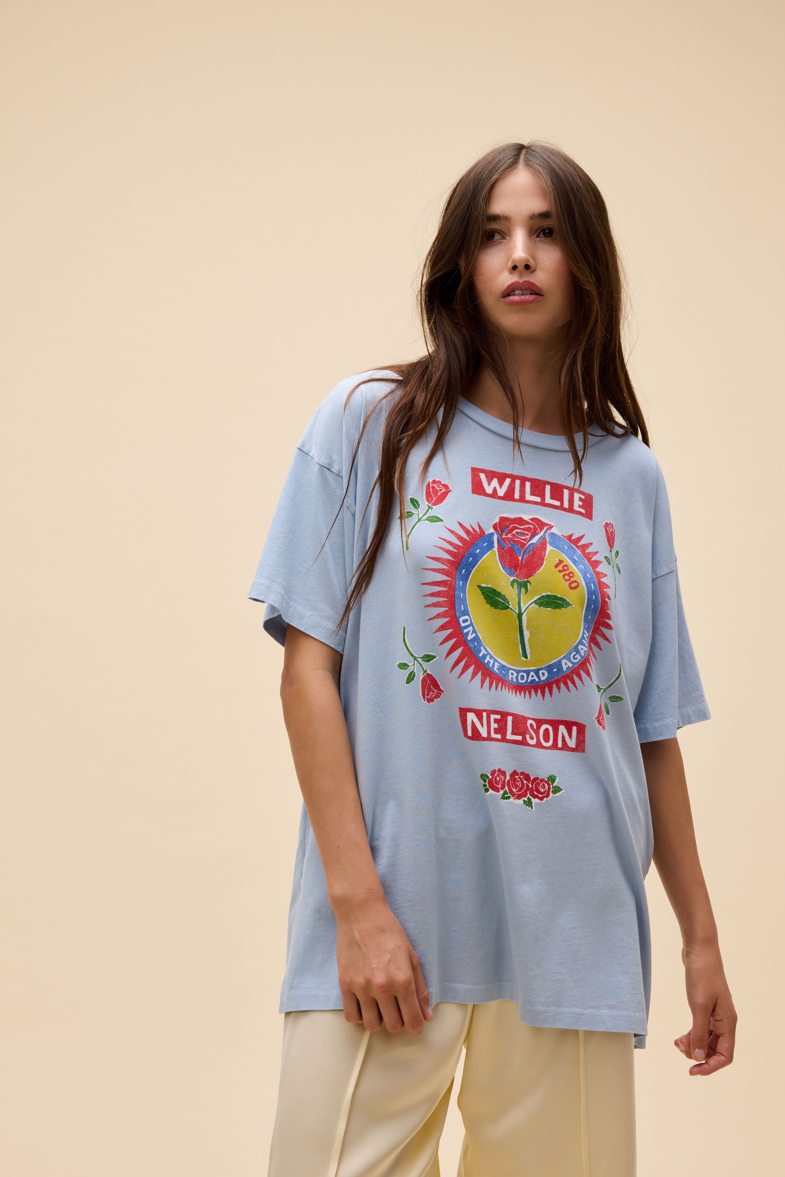 Willie Nelson Rose Label Merch Tee | Daydreamer
