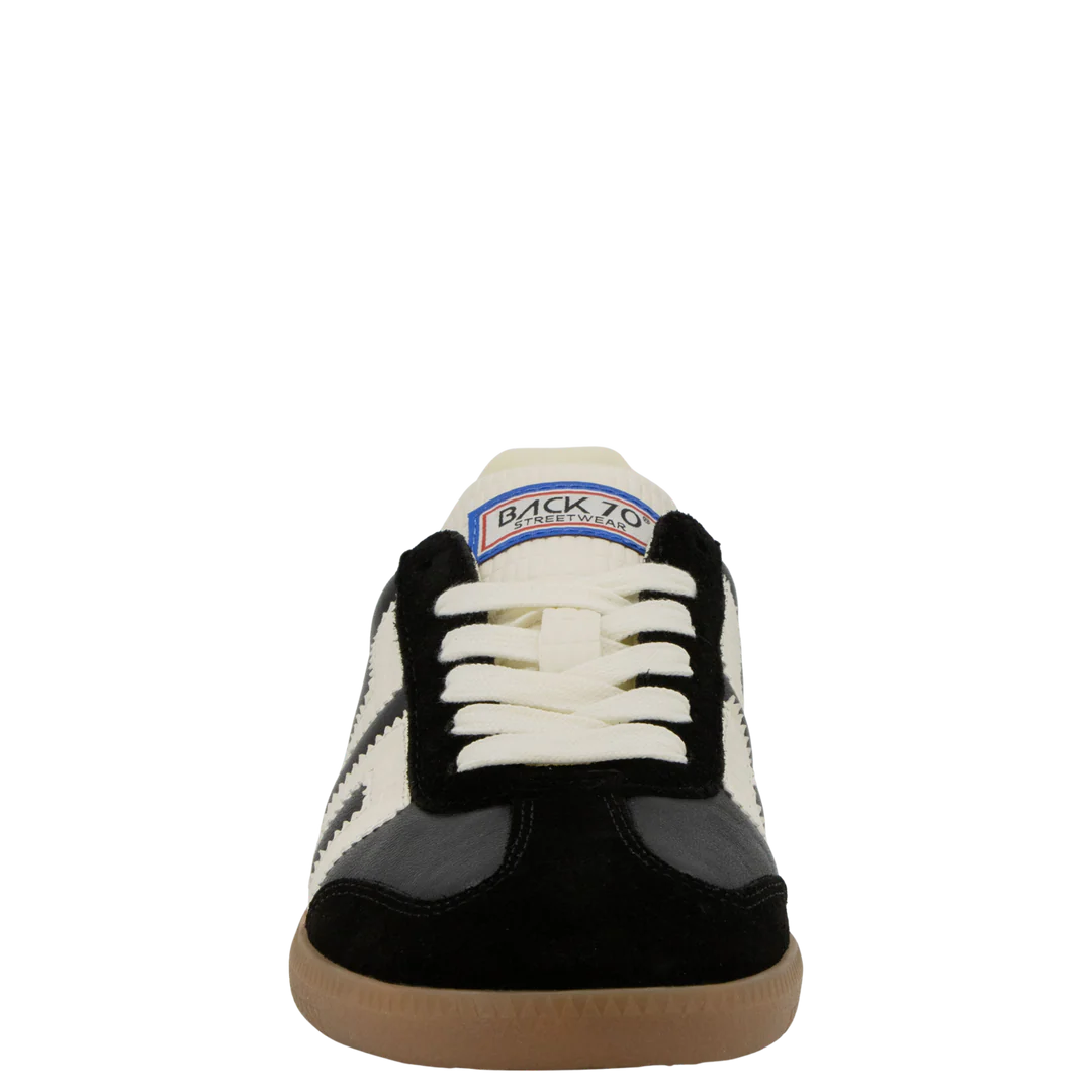 Back 70 | Cloud Sneaker - Black Milk
