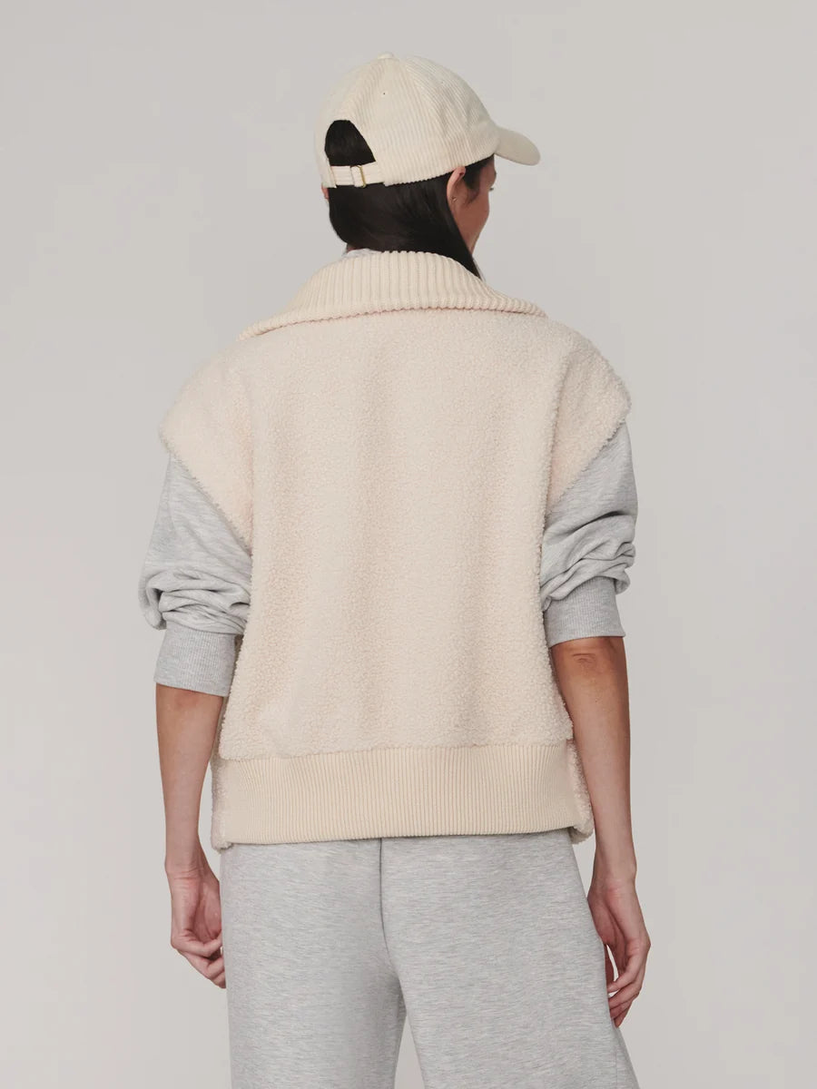 Dominic Sherpa Gilet - Sandshell | Varley