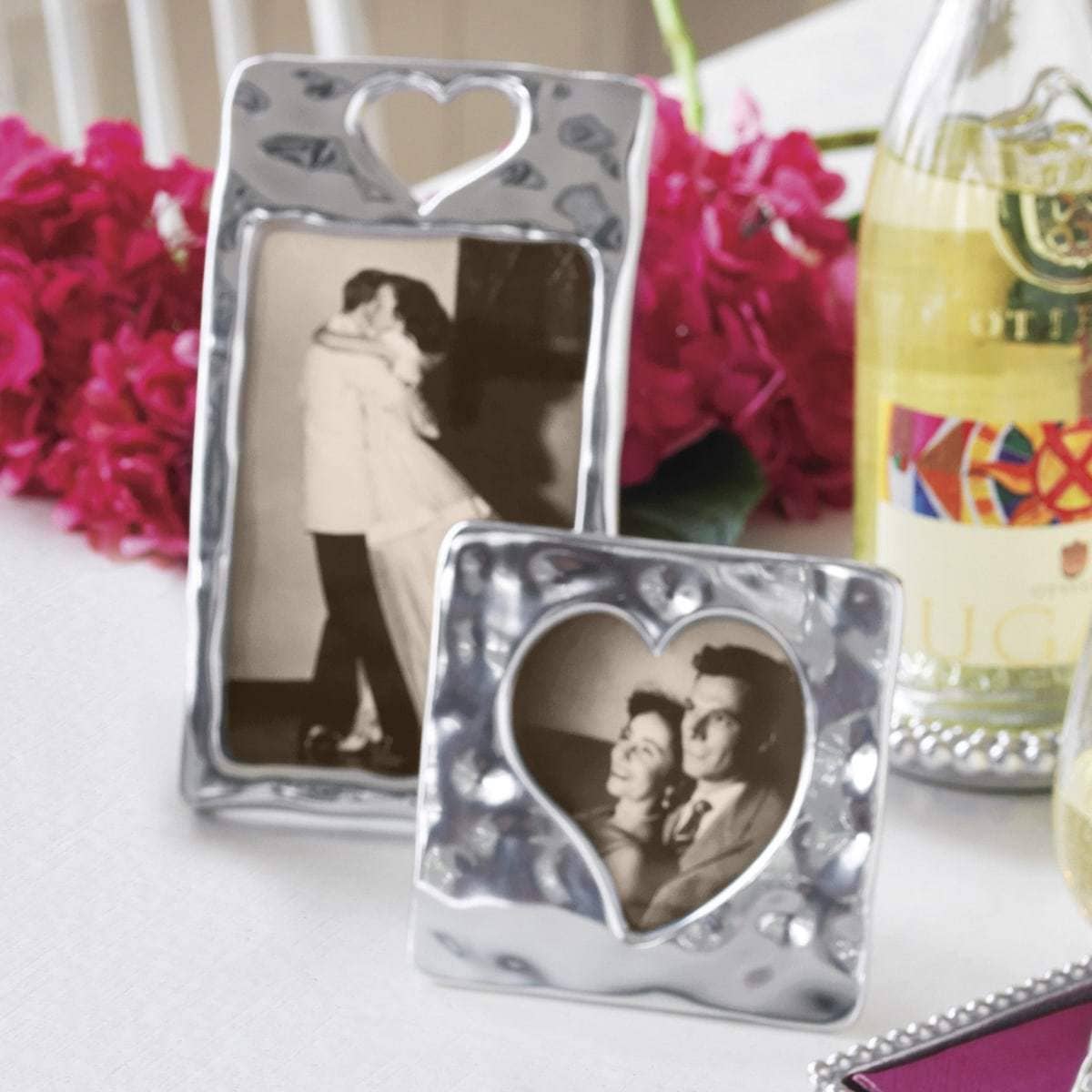 Small Square Open Heart Frame | Mariposa