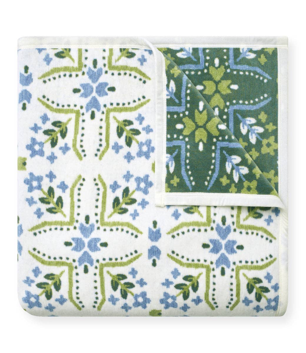 Farmhouse Flowers Family-Size Blanket | ChappyWrap