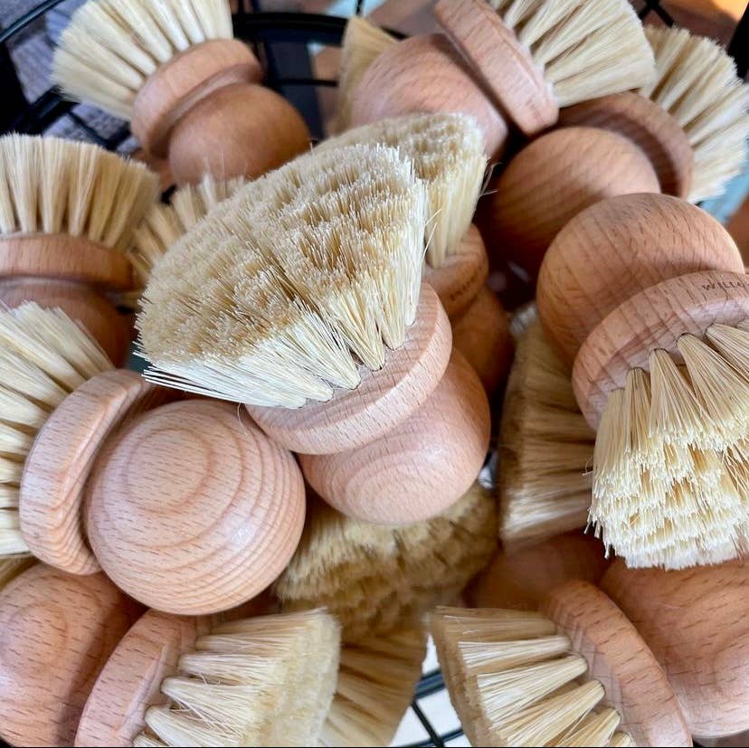 Beechwood Dish Scrubber