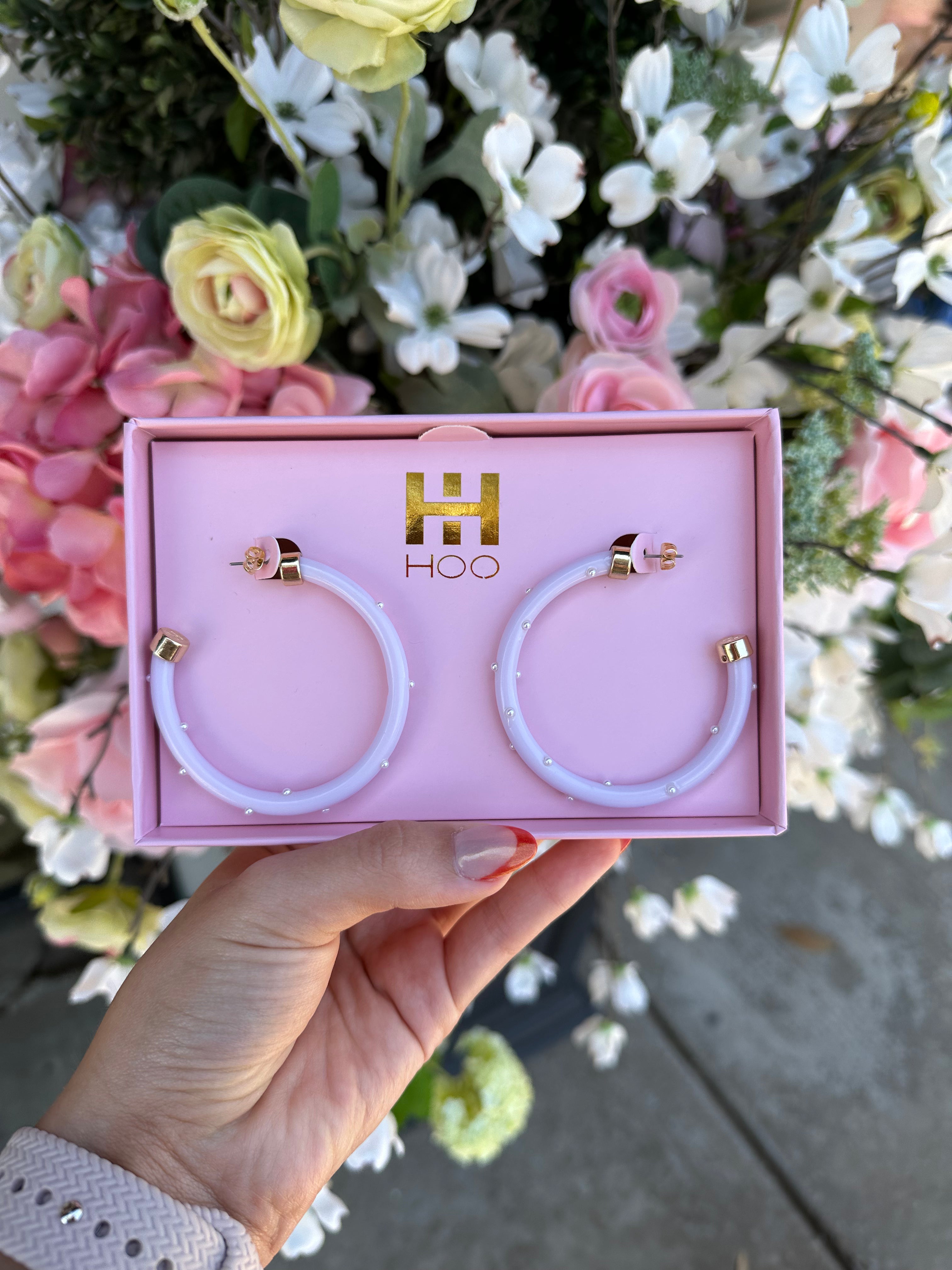 Hoo Hoops With Pearls