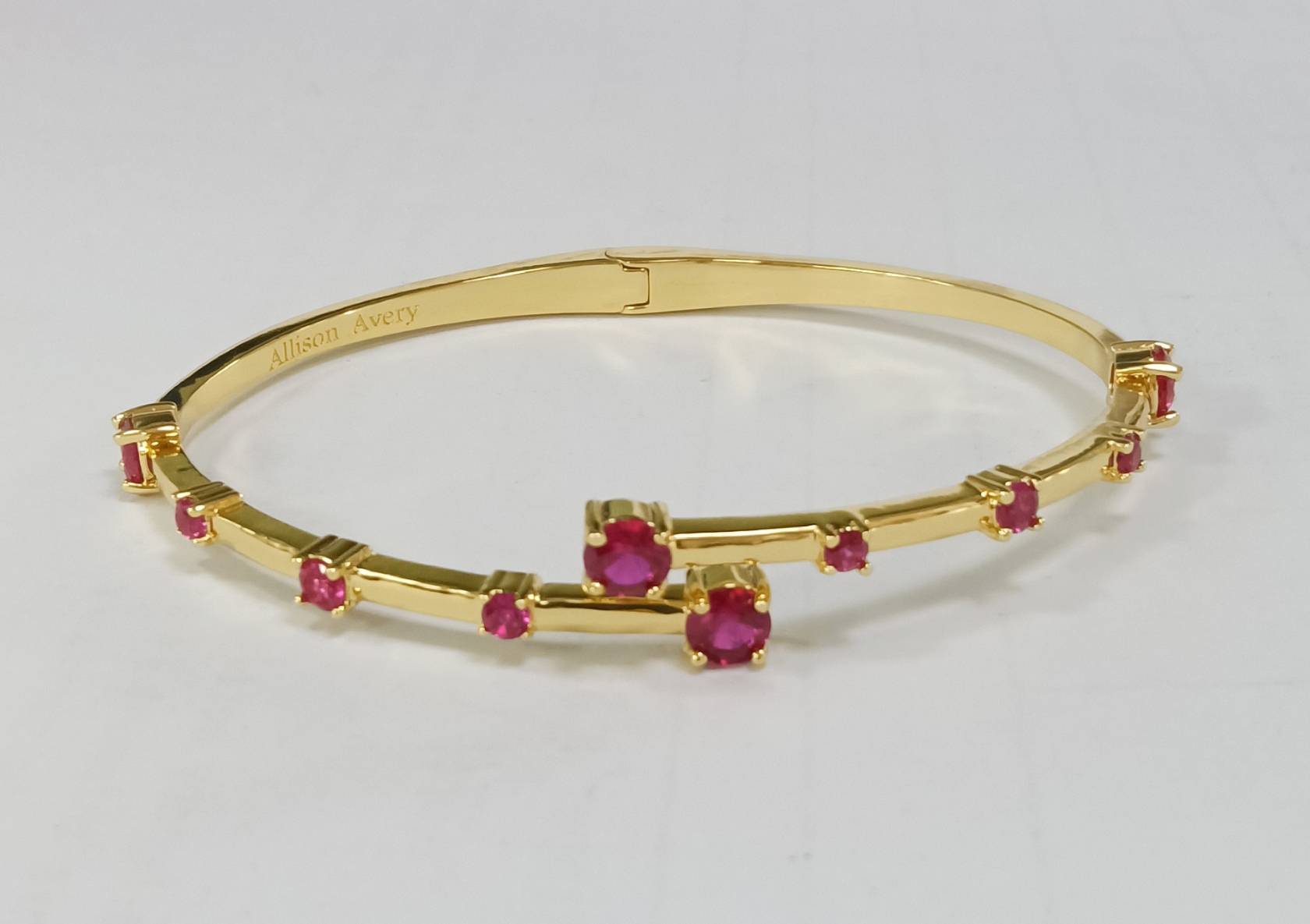 Magic Bracelet | Allison Avery