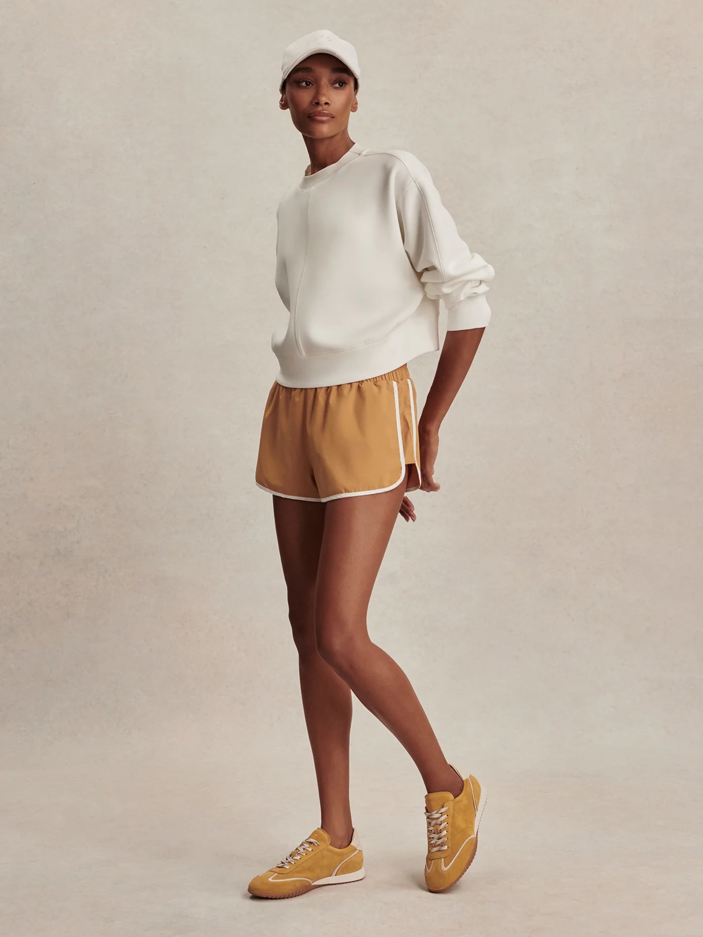 Tasmin Cropped Sweat - Snow White | Varley