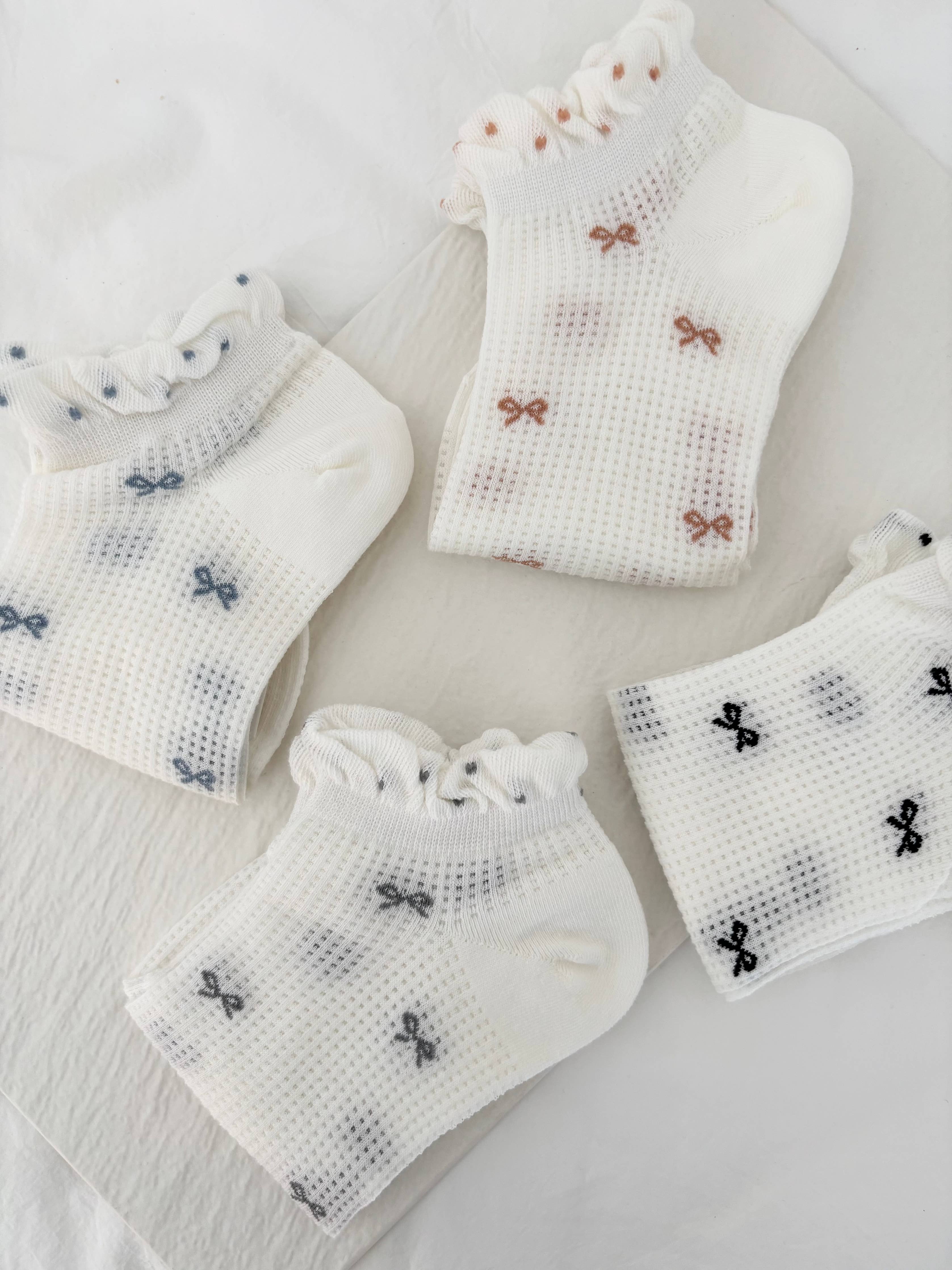 Bow Ribbon Detail Socks