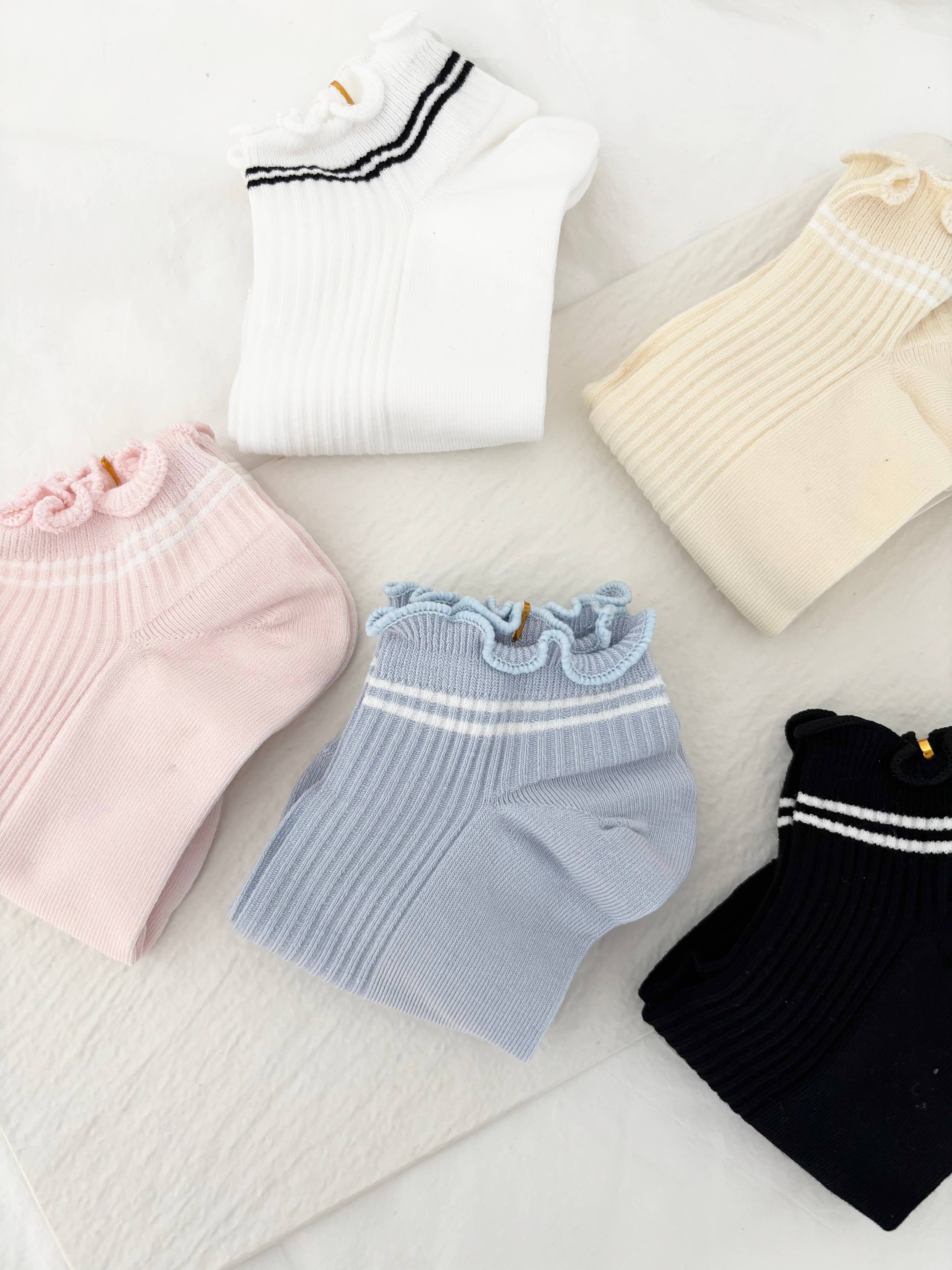 Ruffle Basic Socks / Various