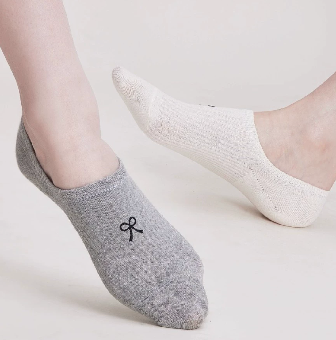 Bow No Show Socks