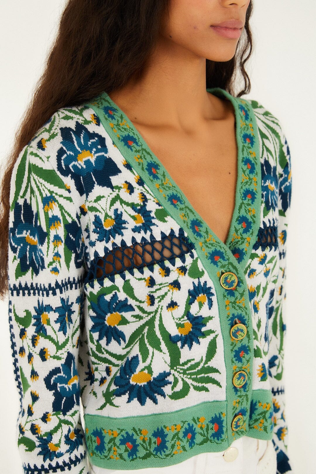 Off-White Manoela Buttoned Knit Cardigan | Farm Rio