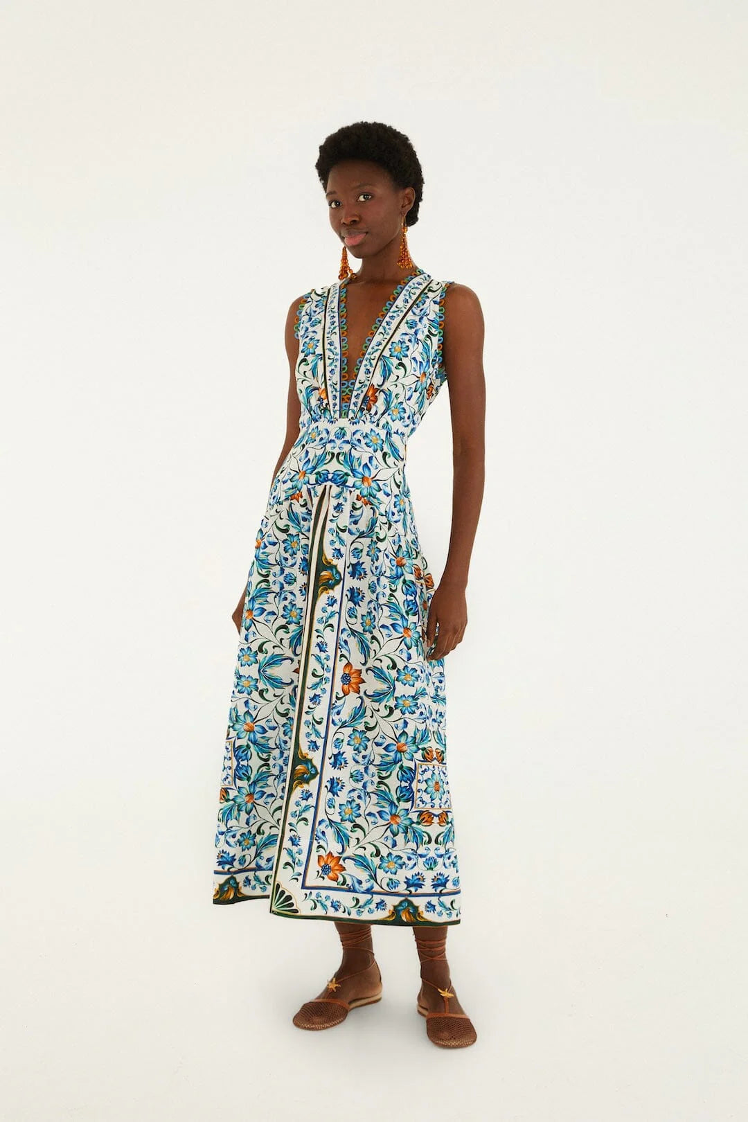 Off-White Flora Tile Scallop Linen Maxi Dress | Farm Rio