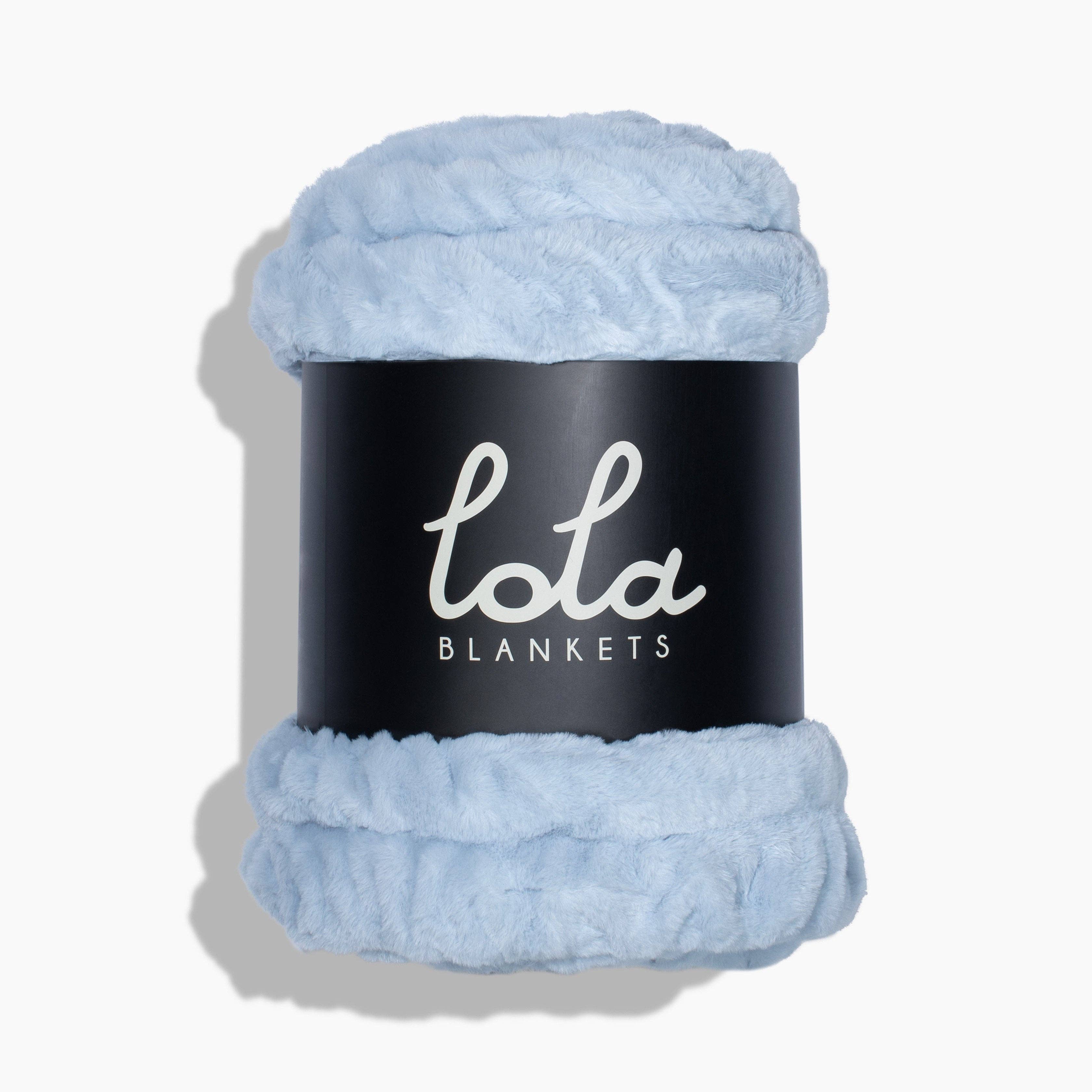 Sky Blue: Medium | Lola Blankets