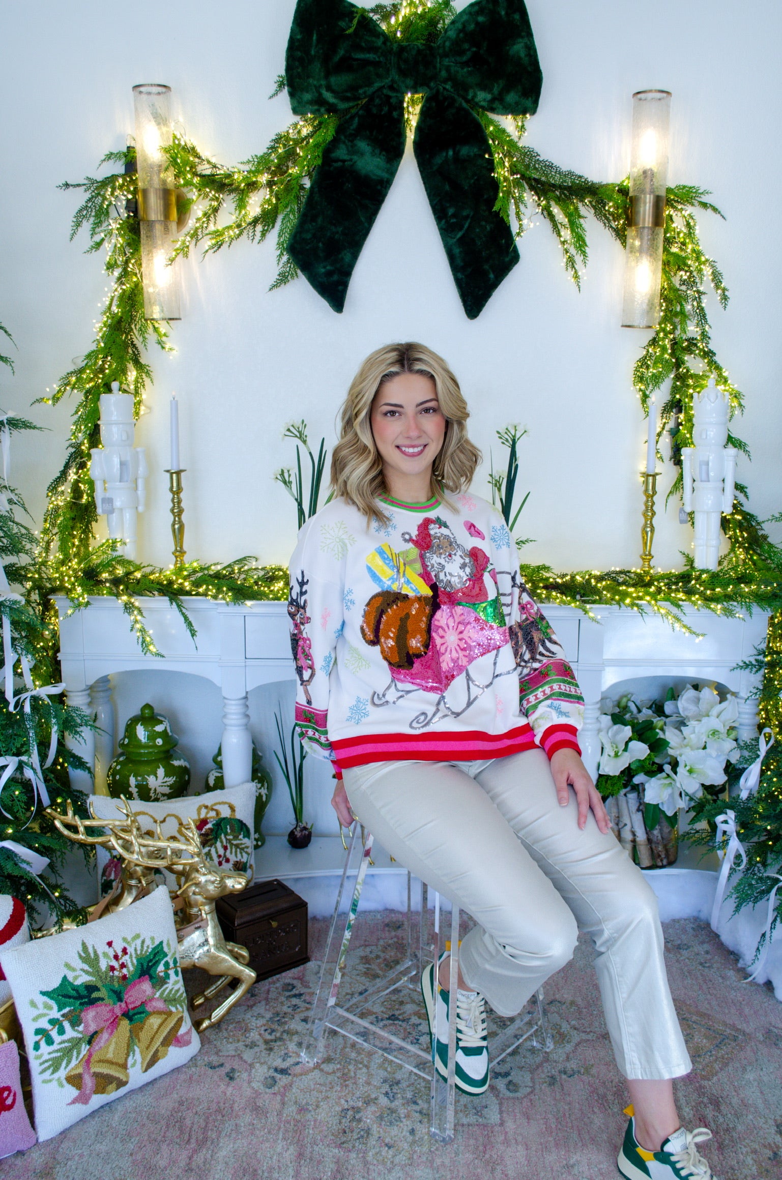 White Vintage Santa Sweatshirt | Queen of Sparkles