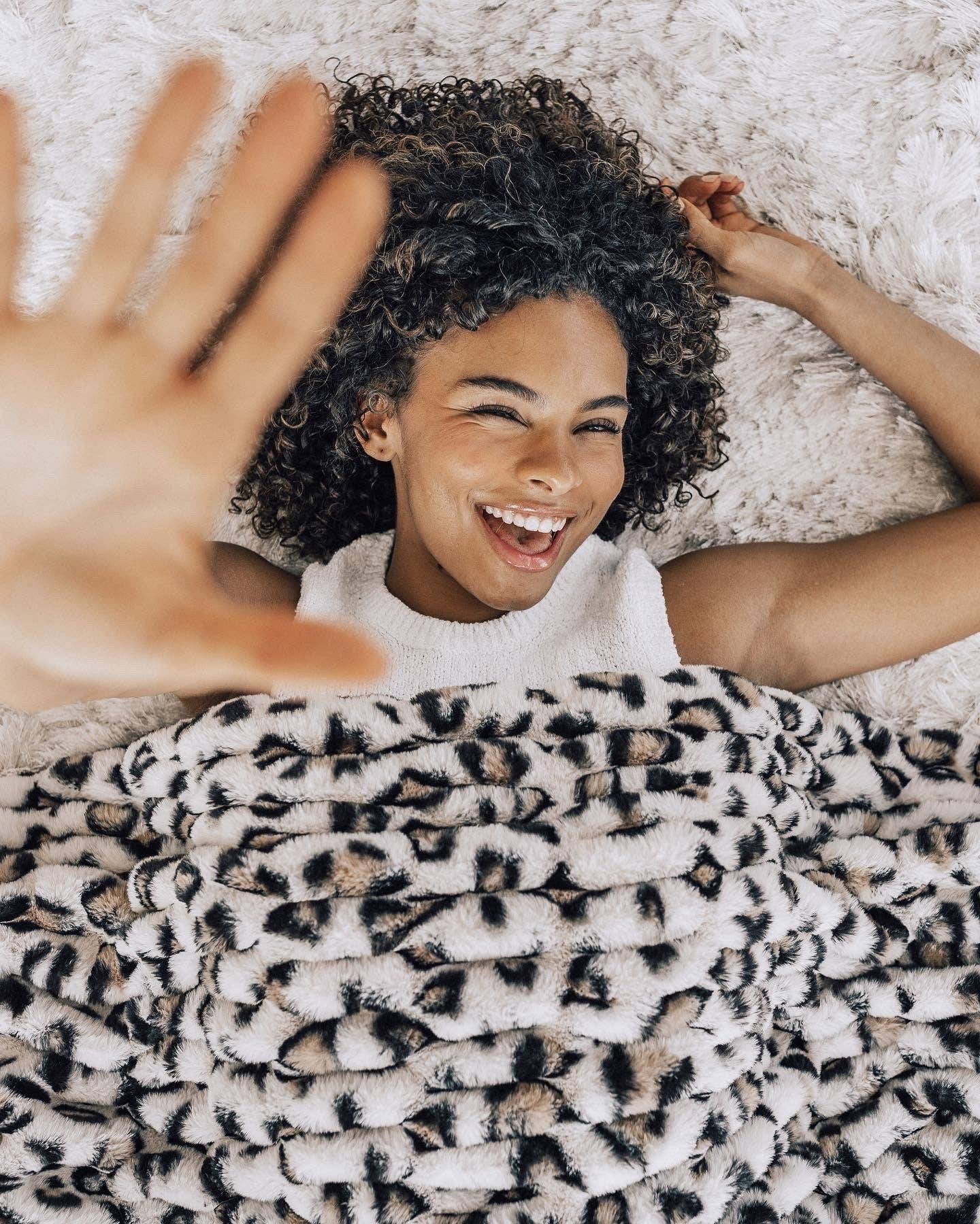 Chillin' Cheetah | Lola Blankets