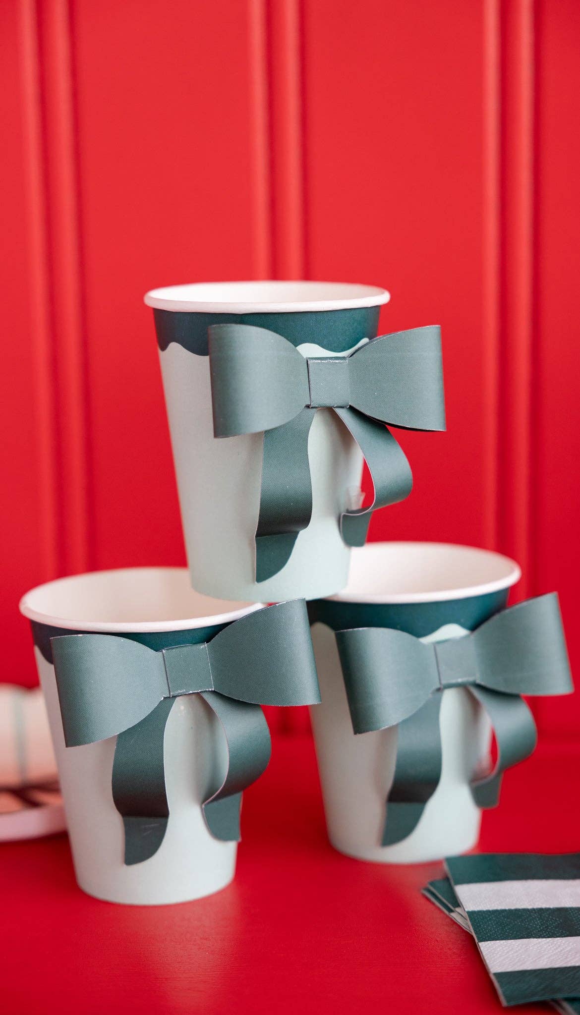 Bow Paper Cups