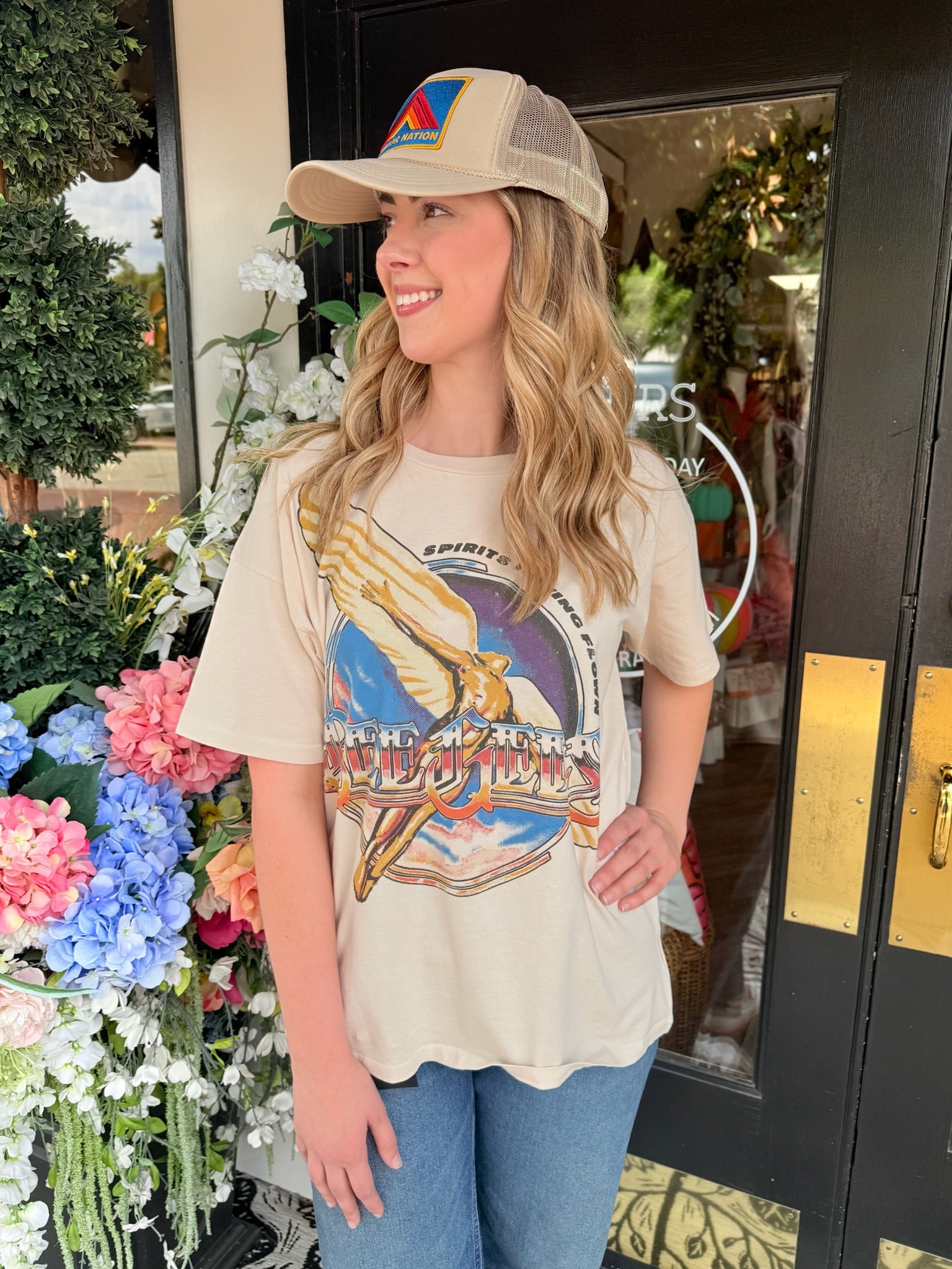 Bee Gees Spirits Having Flown Merch Tee | Daydreamer