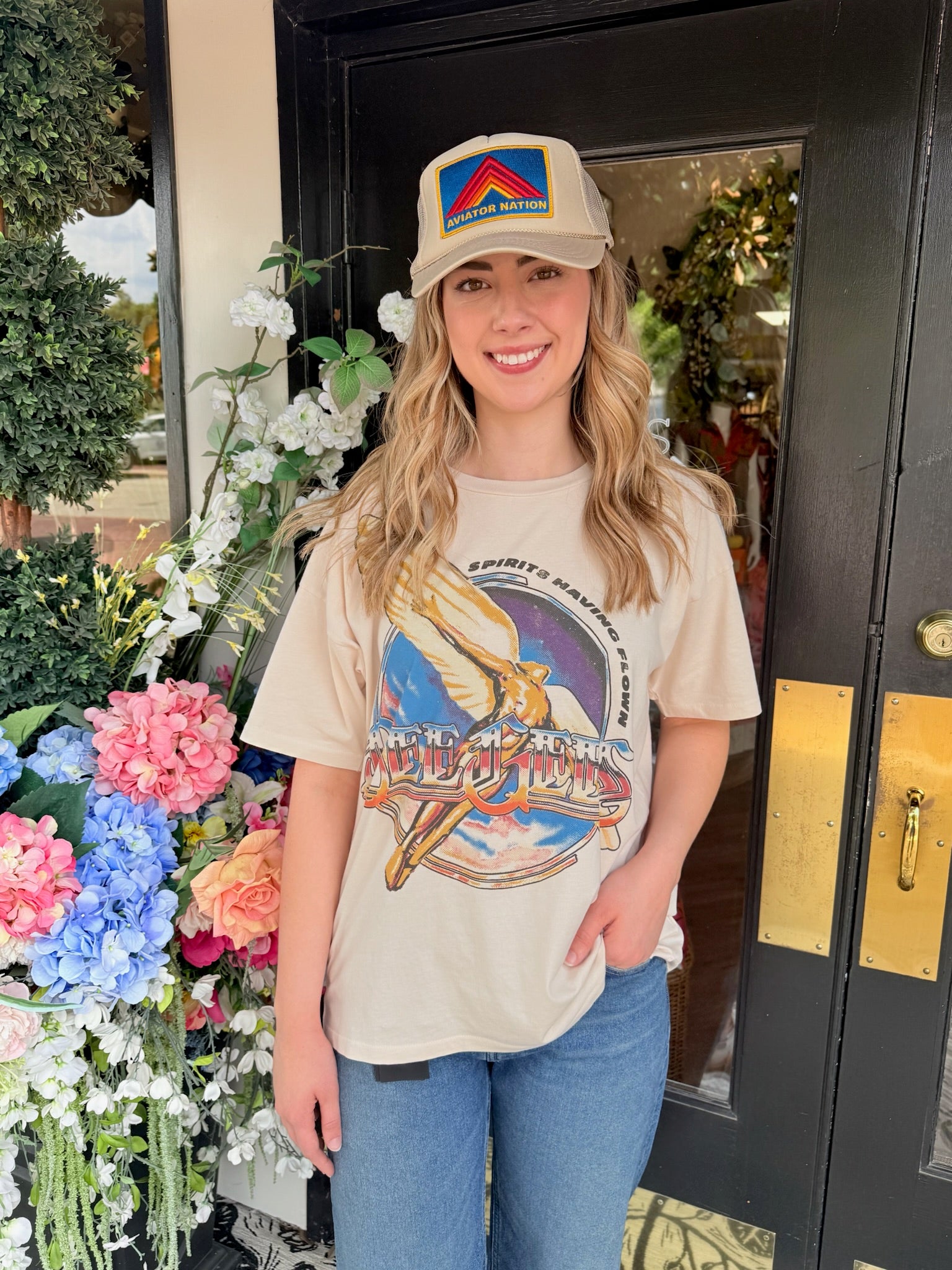 Bee Gees Spirits Having Flown Merch Tee | Daydreamer