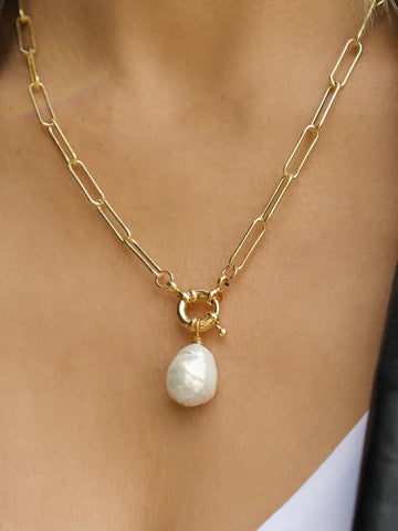 Shell Out Necklace | Farrah B