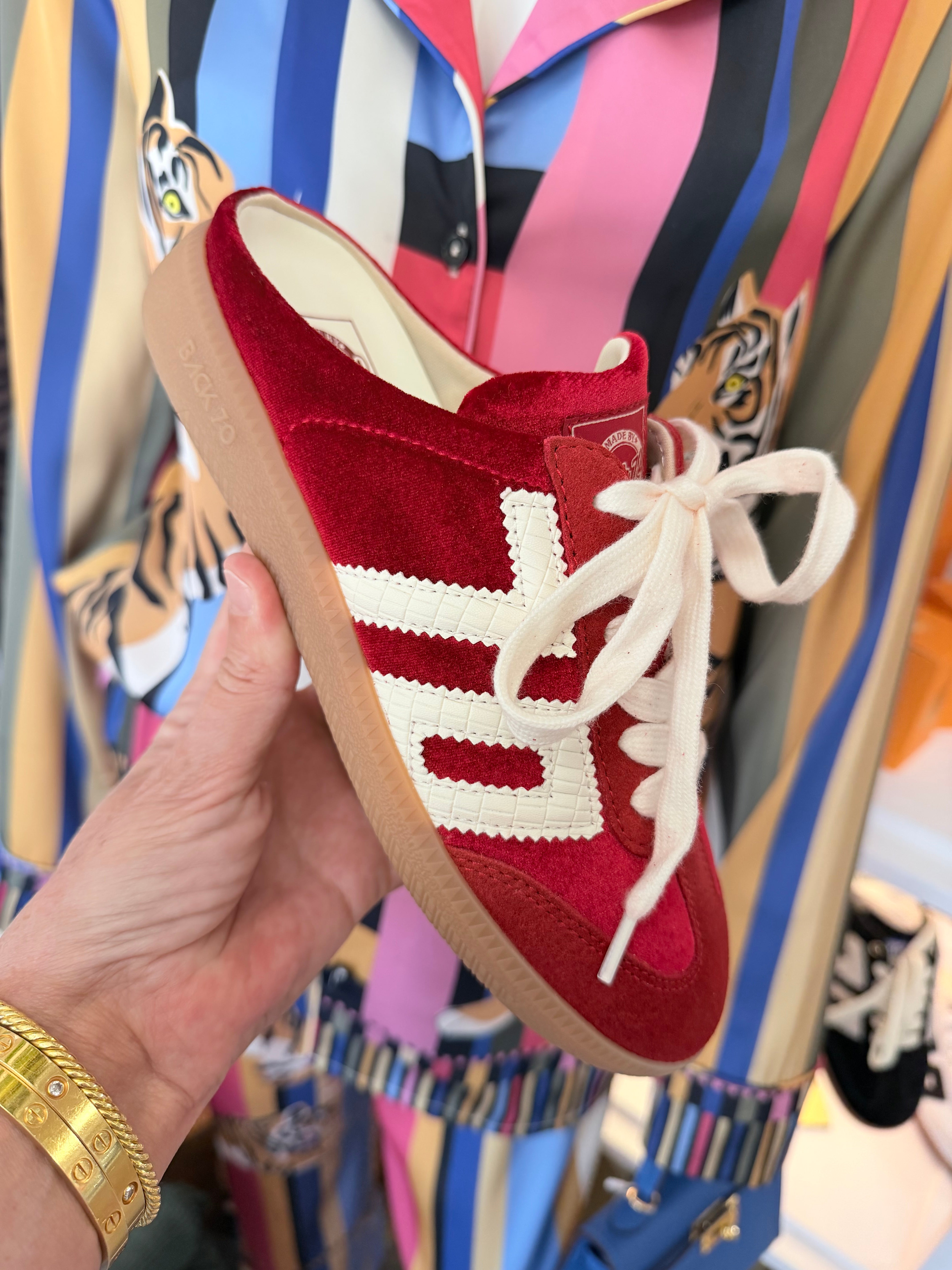 Back 70 | Easter - Velvet Red Milk