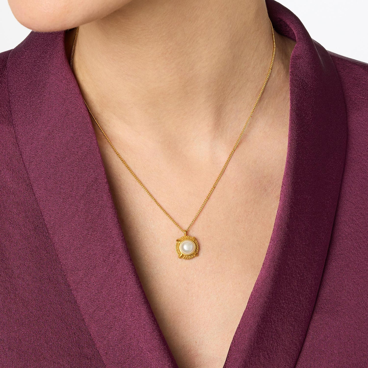 Cabochon Solitaire Necklace | Julie Vos