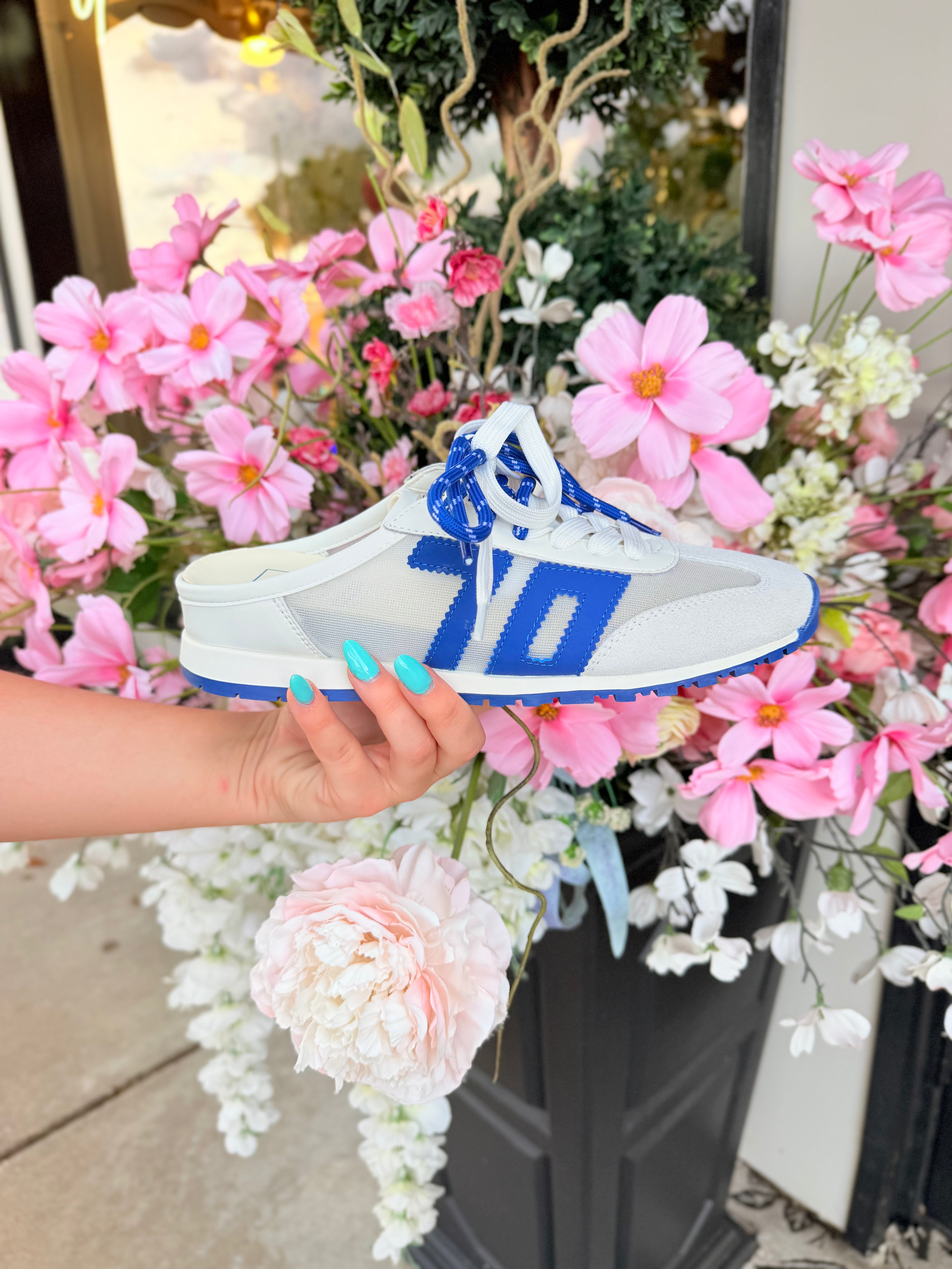 Back 70 | Venice - White Blue