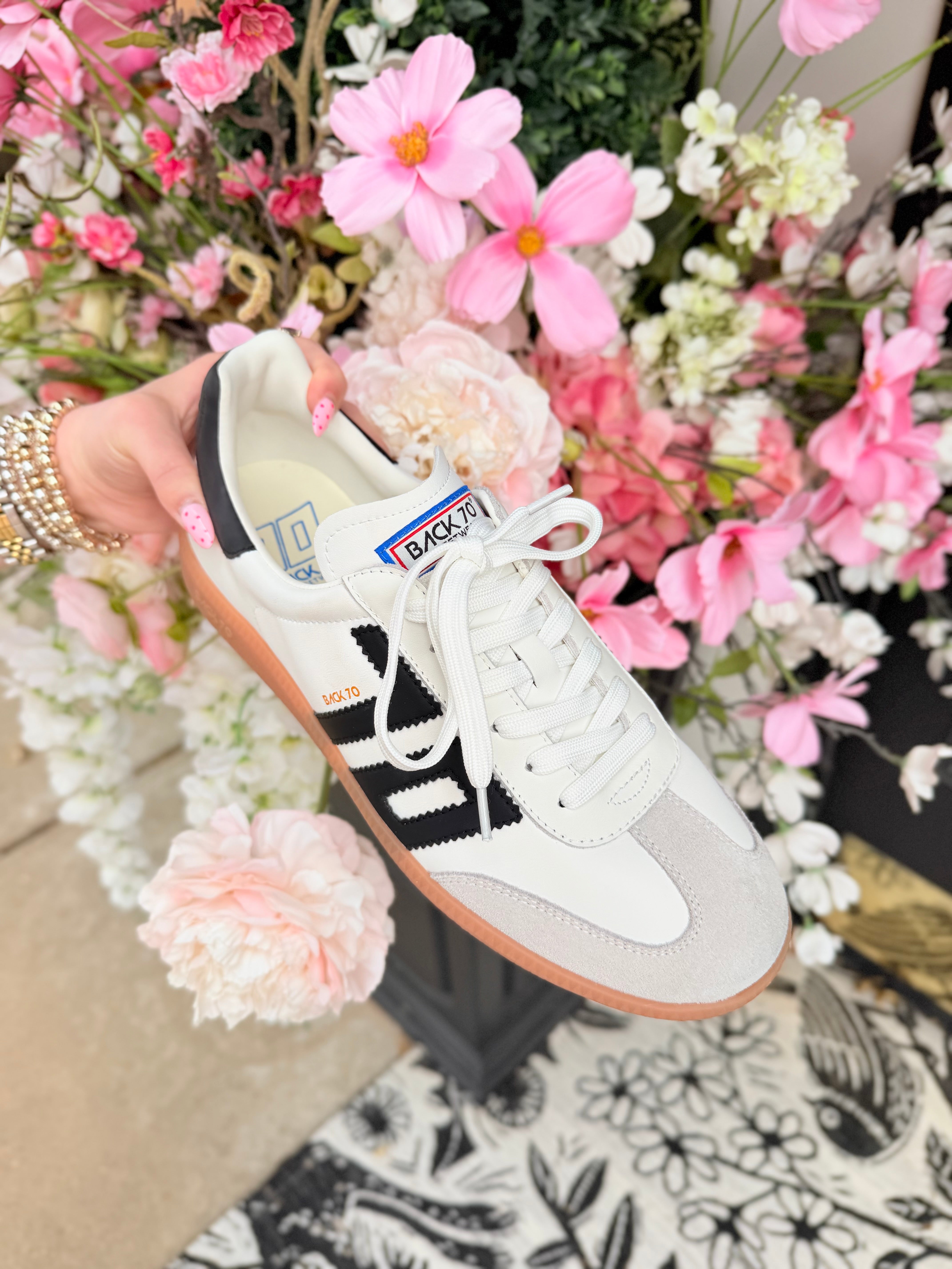 Back 70 | Cloud Sneaker - White/Black