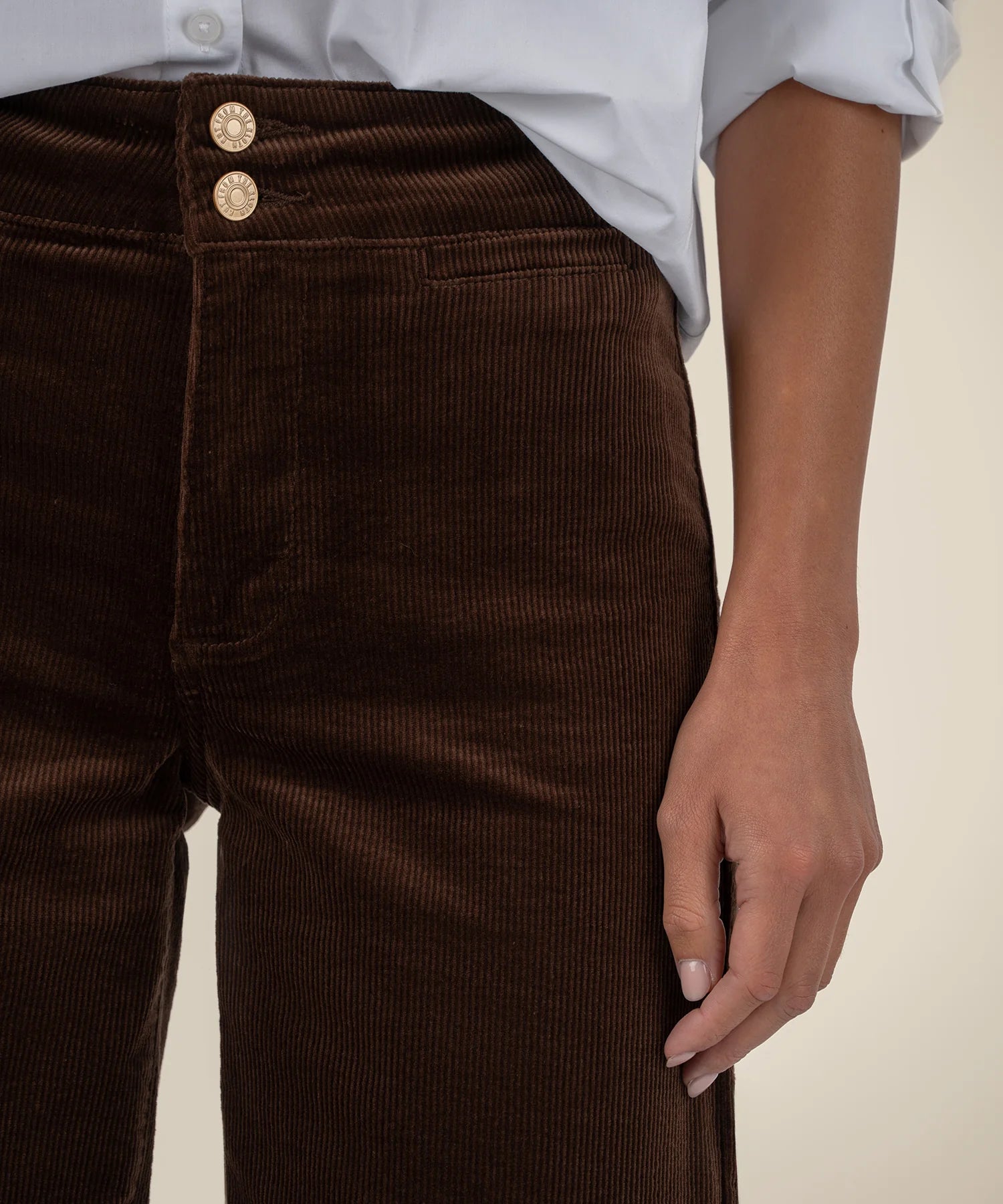 Meg Corduroy Wide Leg Pant - Fudge | KUT