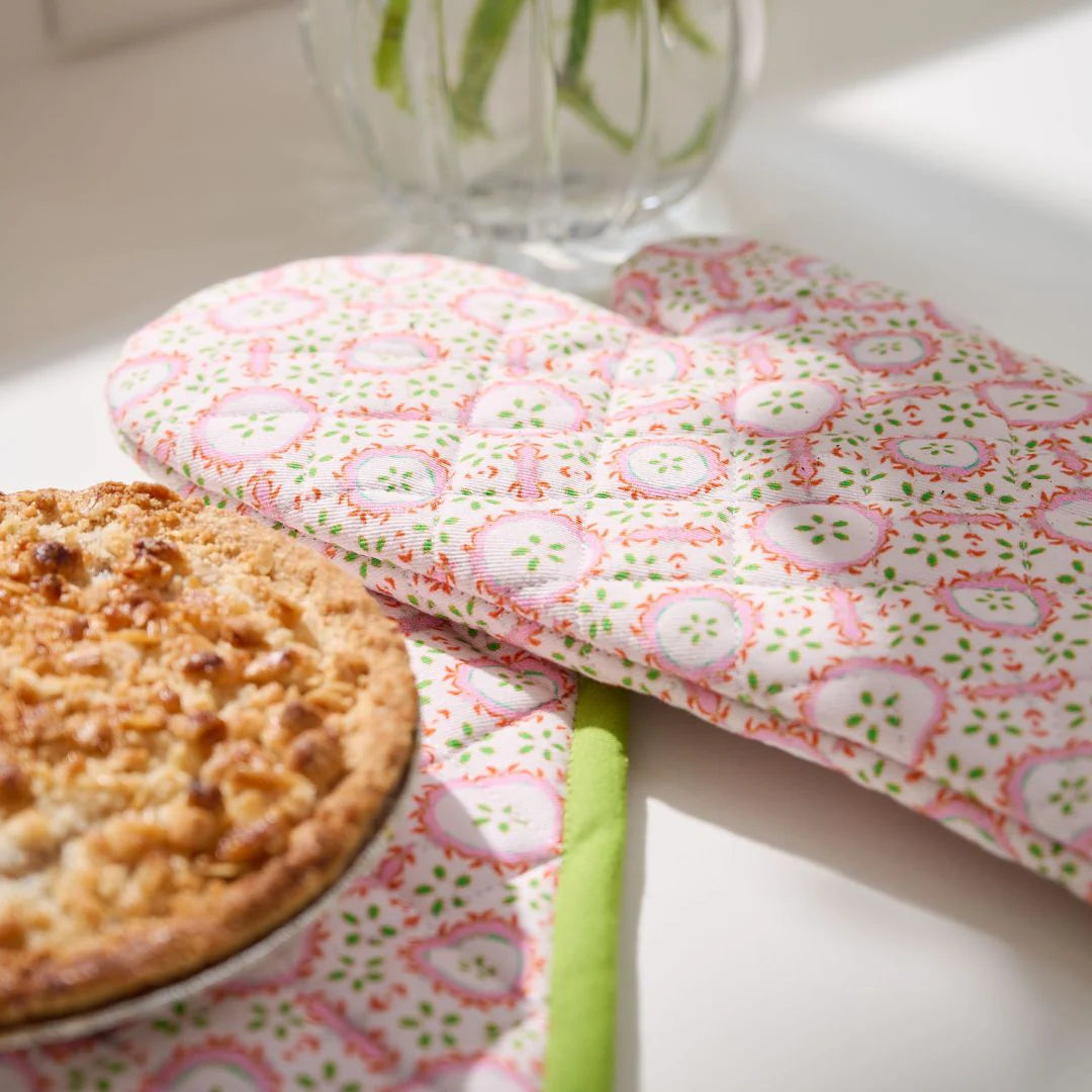 Rosie Oven Mitt and Pot Holder Set | Laura Park