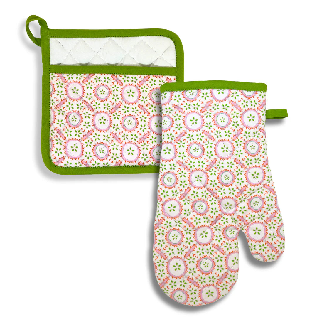 Rosie Oven Mitt and Pot Holder Set | Laura Park