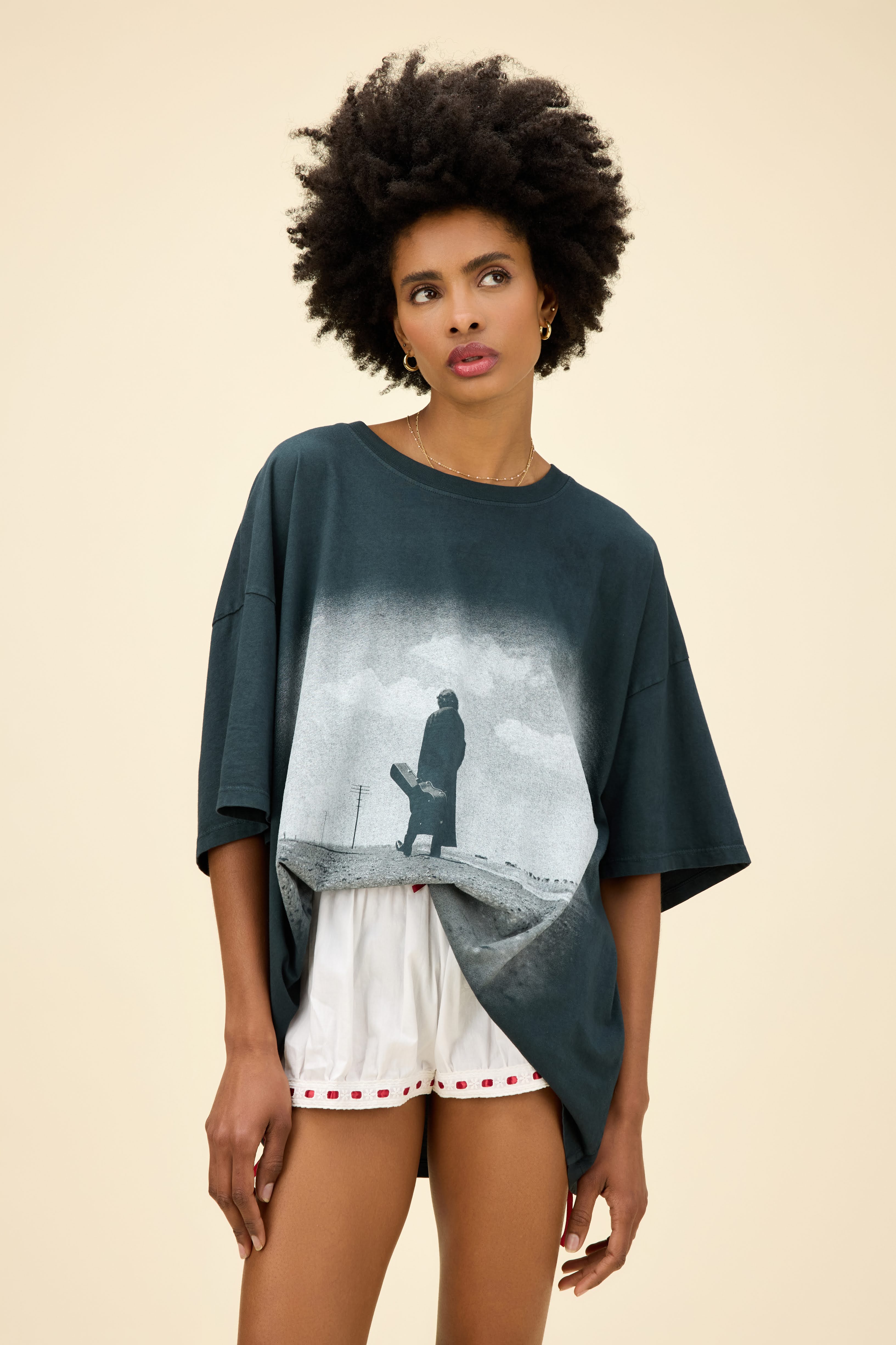 Johnny Cash Silhouette OS Tee | Daydreamer