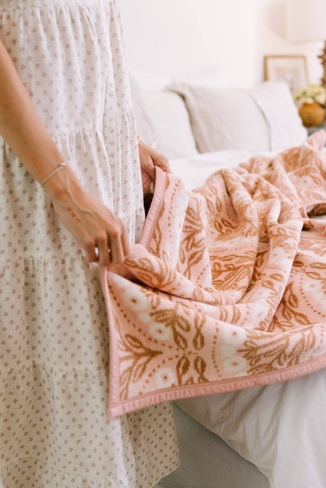 Georgia Floral Midi Blanket | ChappyWrap