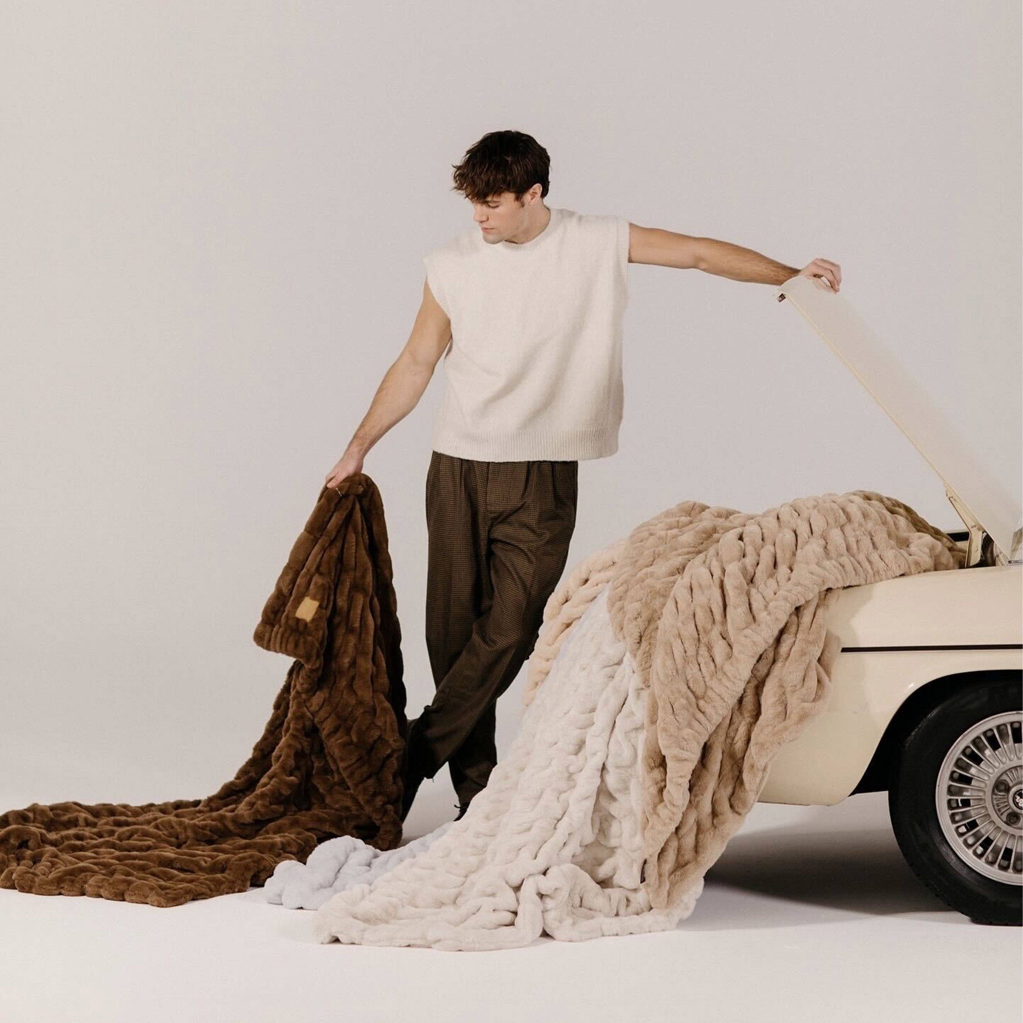 Antique Ivory: Large | Lola Blankets