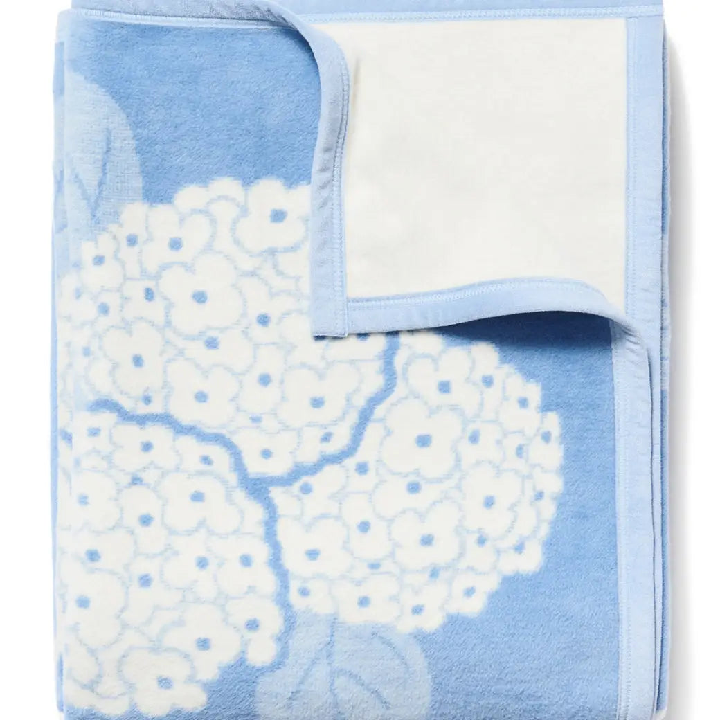 Hydrangeas Light Blue Blanket | Chappy Wrap