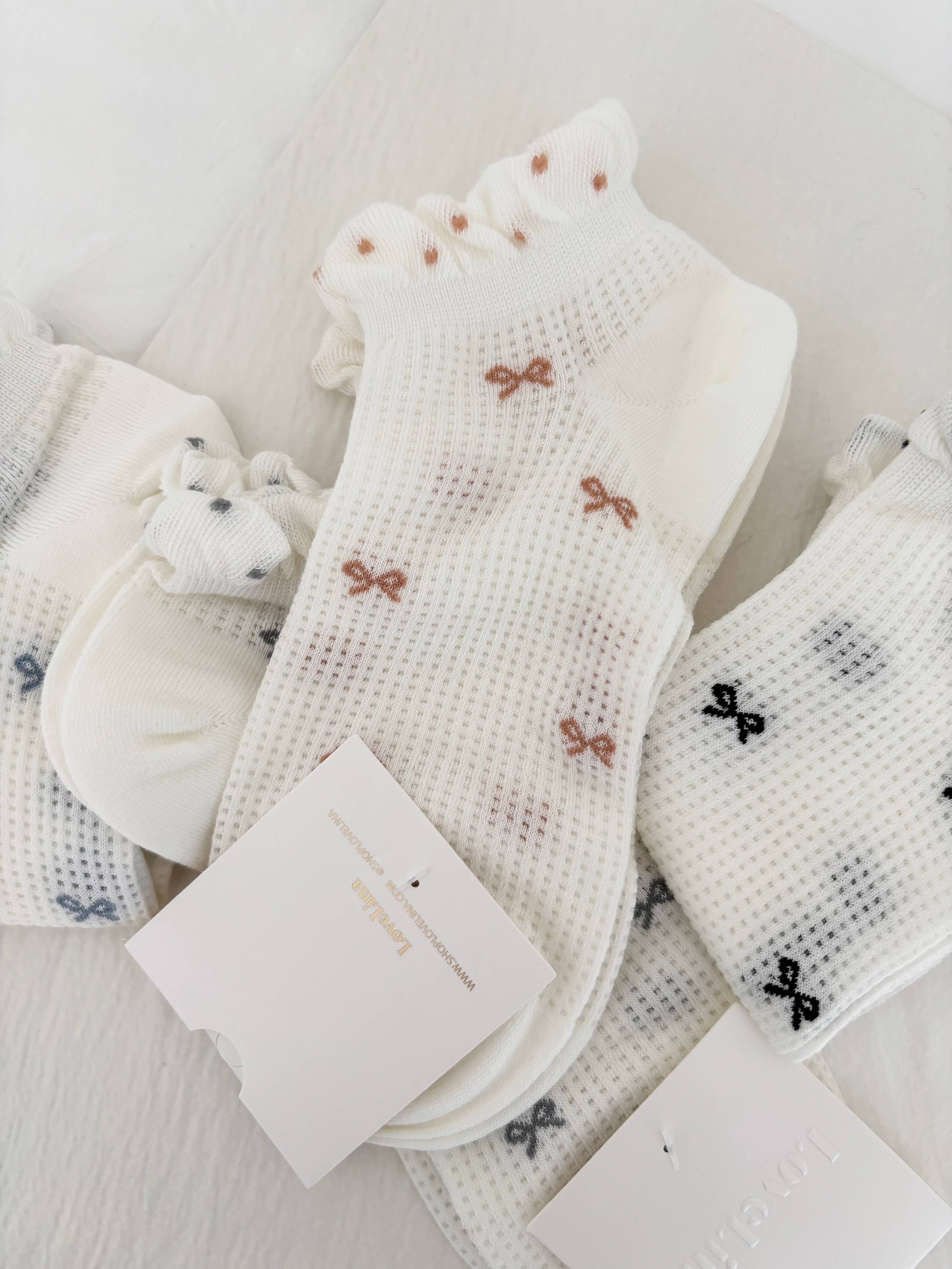 Bow Ribbon Detail Socks